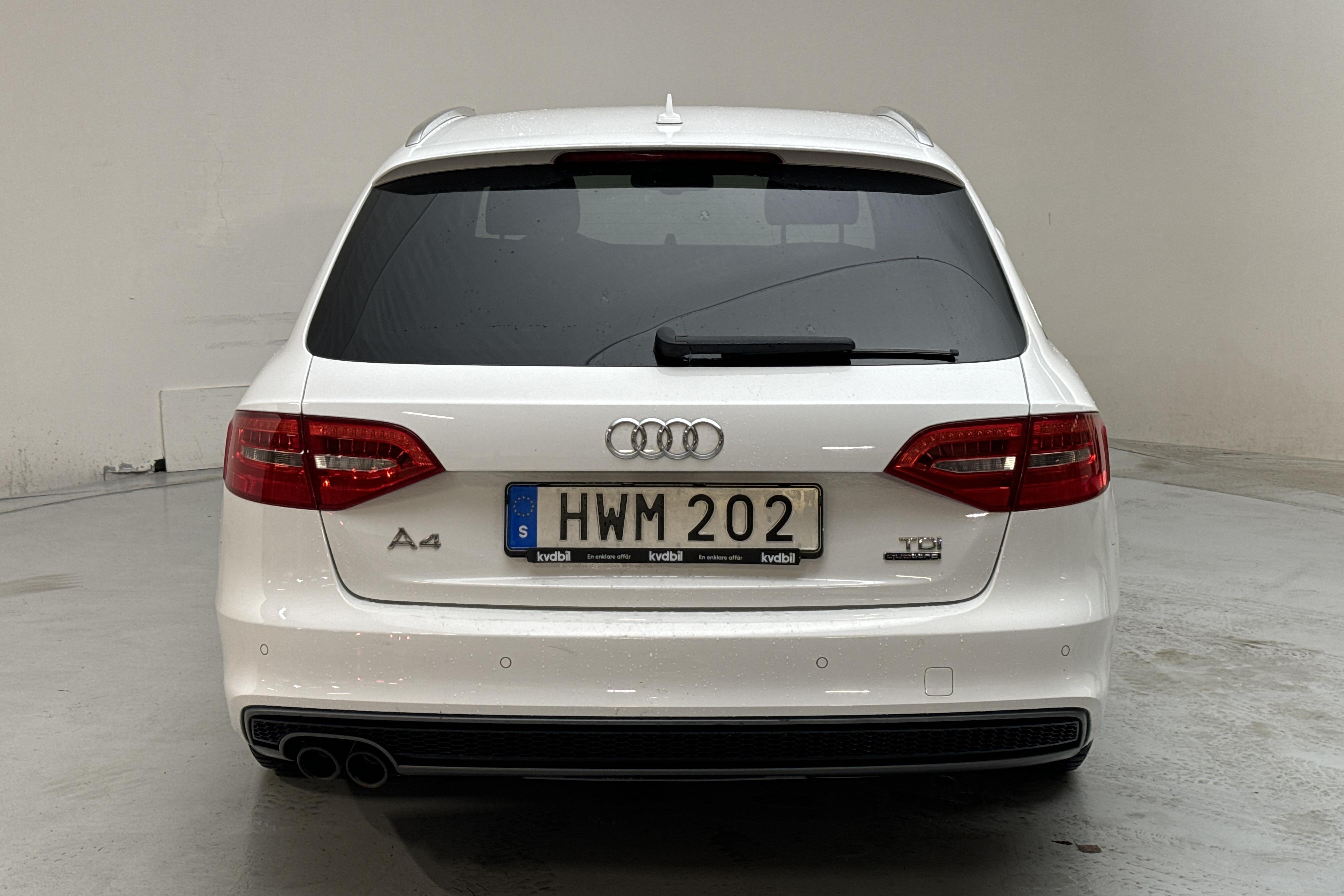 Audi A4 2.0 TDI Avant quattro (150hk) - 152 880 km - Manualna - biały - 2015