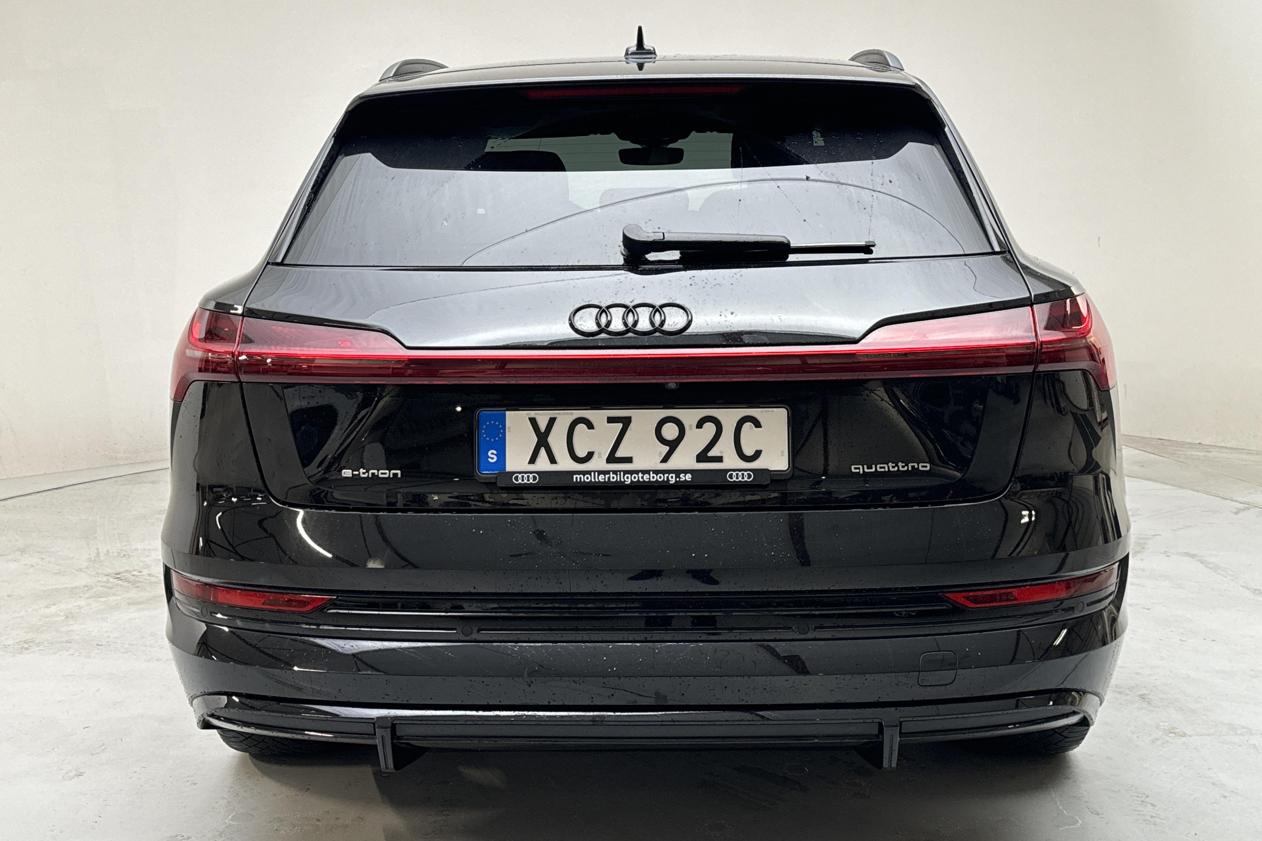 Audi e-tron 55 quattro 95 kWh (360hk) - 83 240 km - Automatic - black - 2021