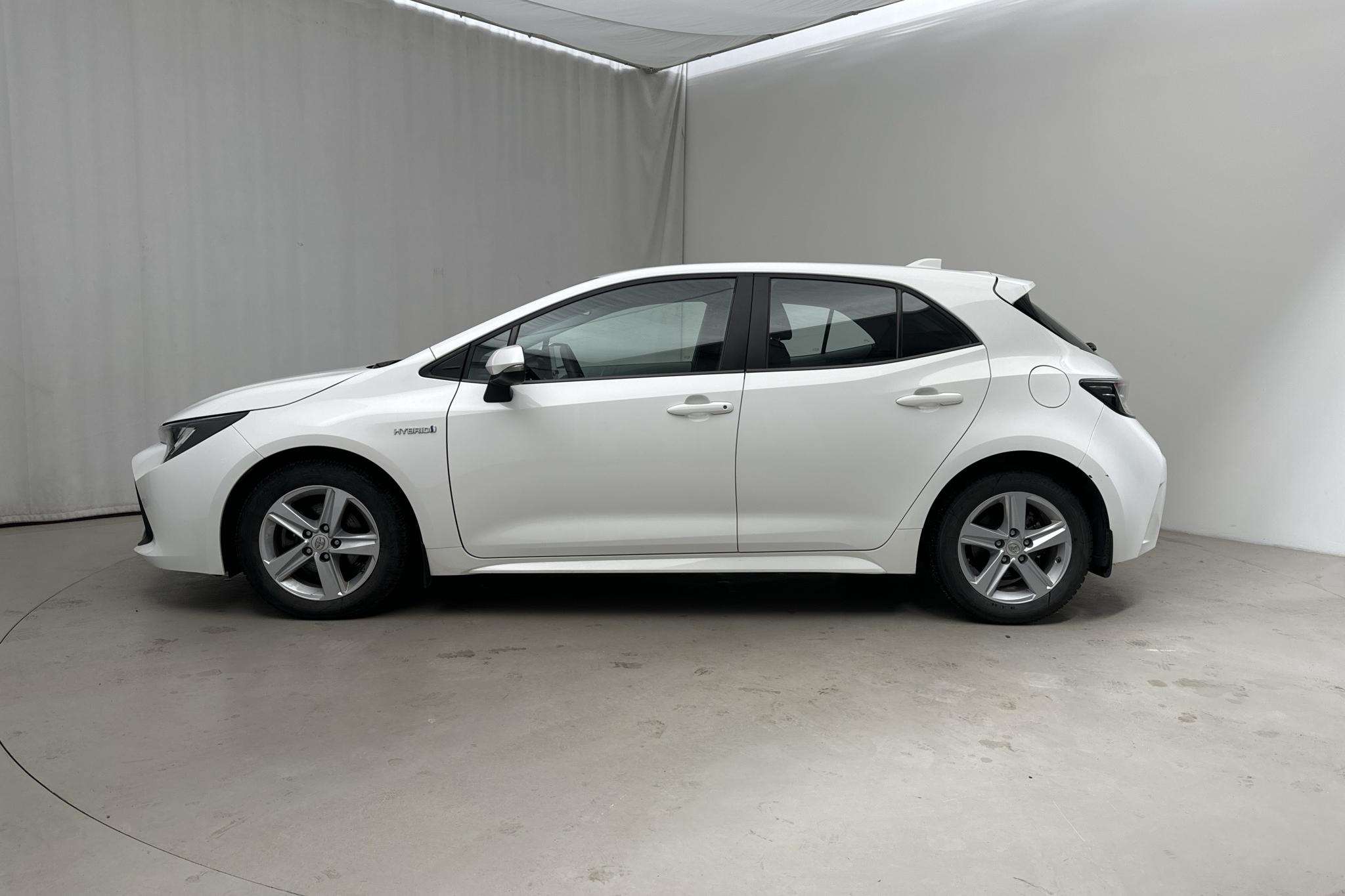 Toyota Corolla 1.8 Hybrid 5dr (122hk) - 3 089 mil - Automat - vit - 2021