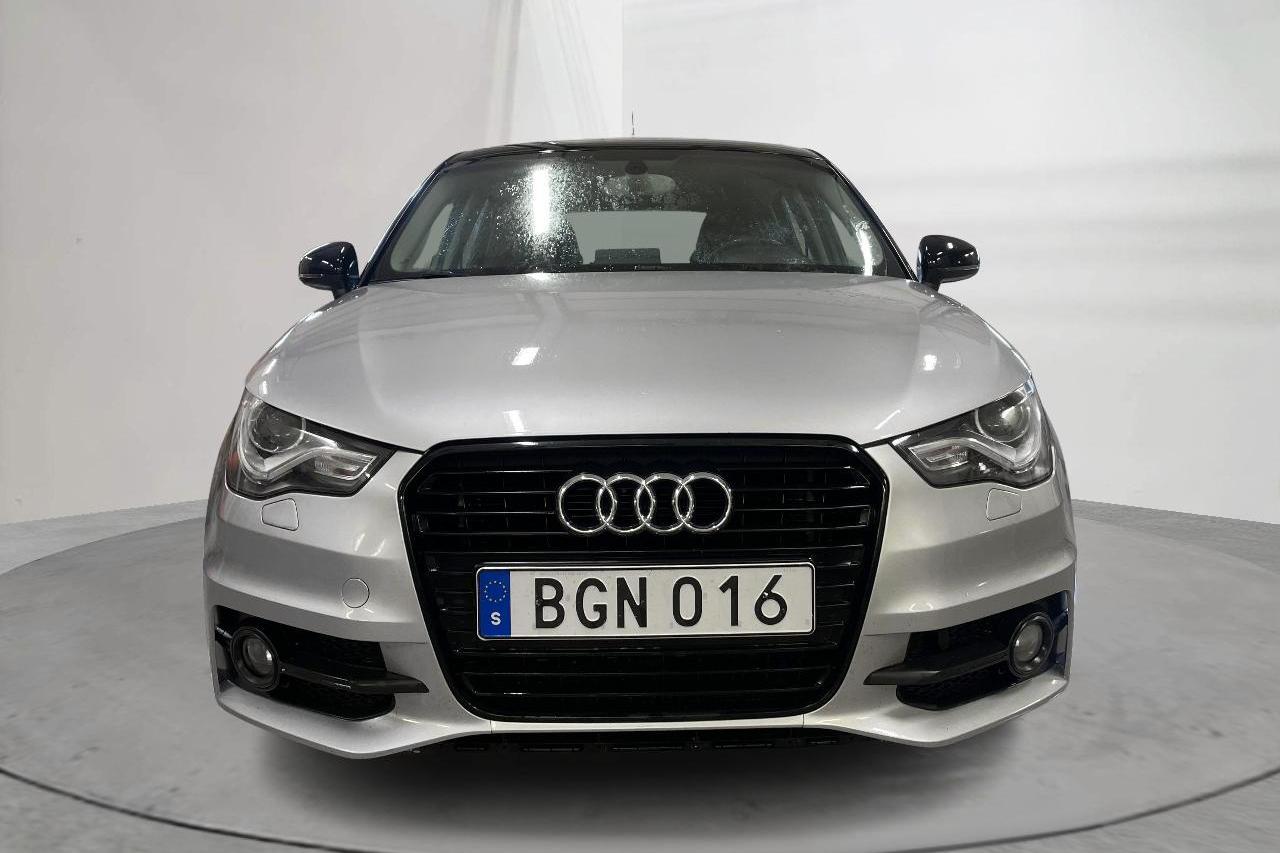 Audi A1 1.2 TFSI Sportback (86hk) - 97 710 km - Manual - silver - 2014