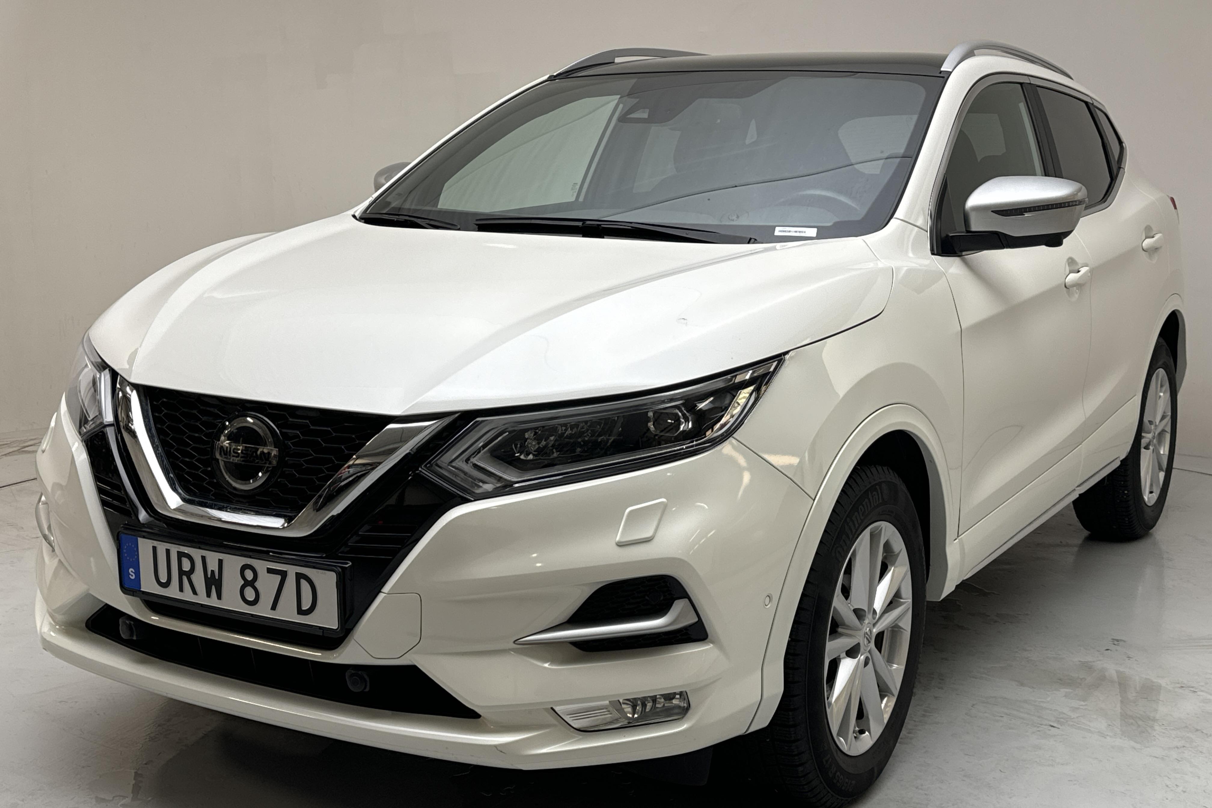 Nissan Qashqai 1.3 DIG-T (140hk) - 3 529 mil - Manuell - vit - 2020