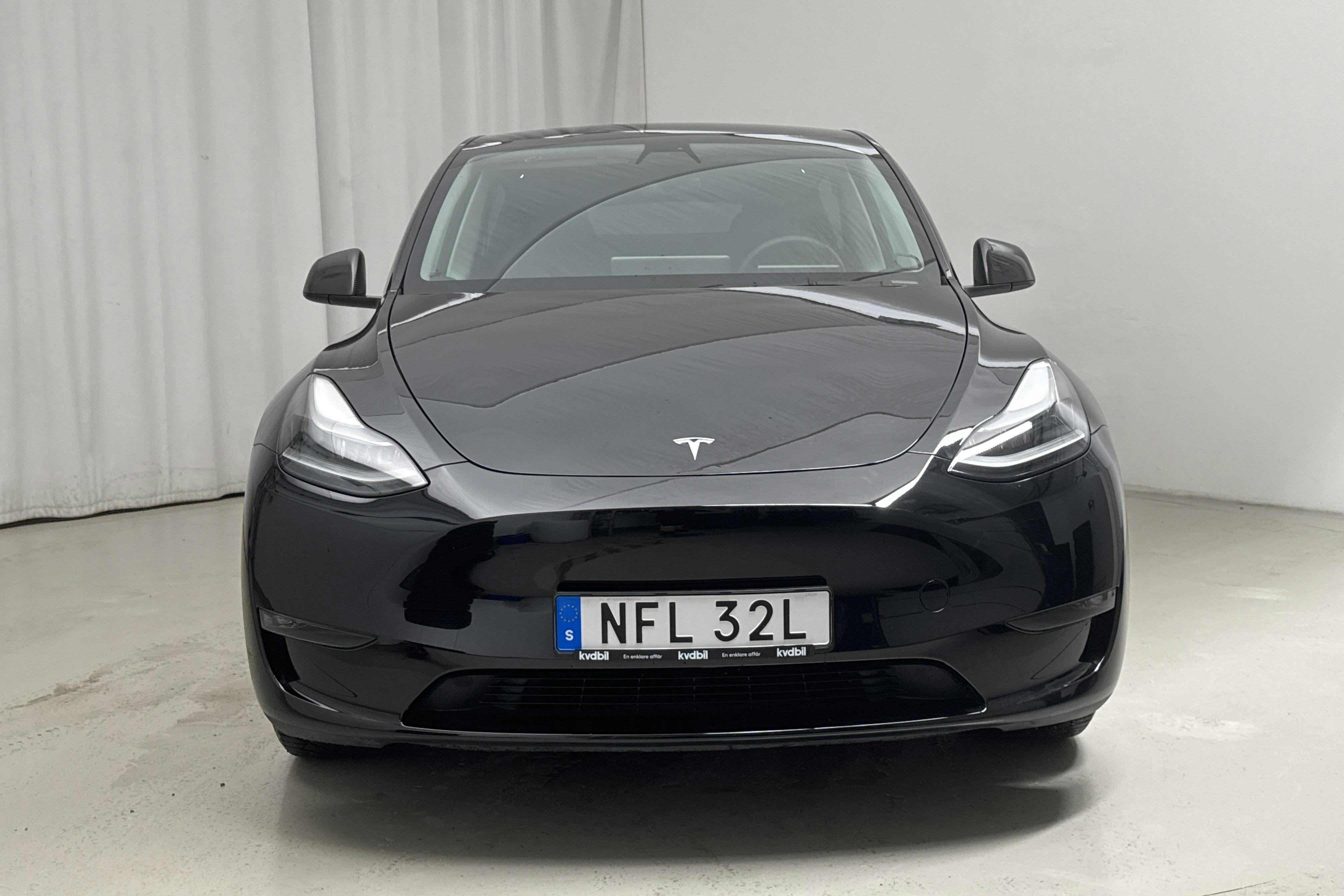 Tesla Model Y Long Range Dual Motor AWD - 2 047 mil - Automat - svart - 2023