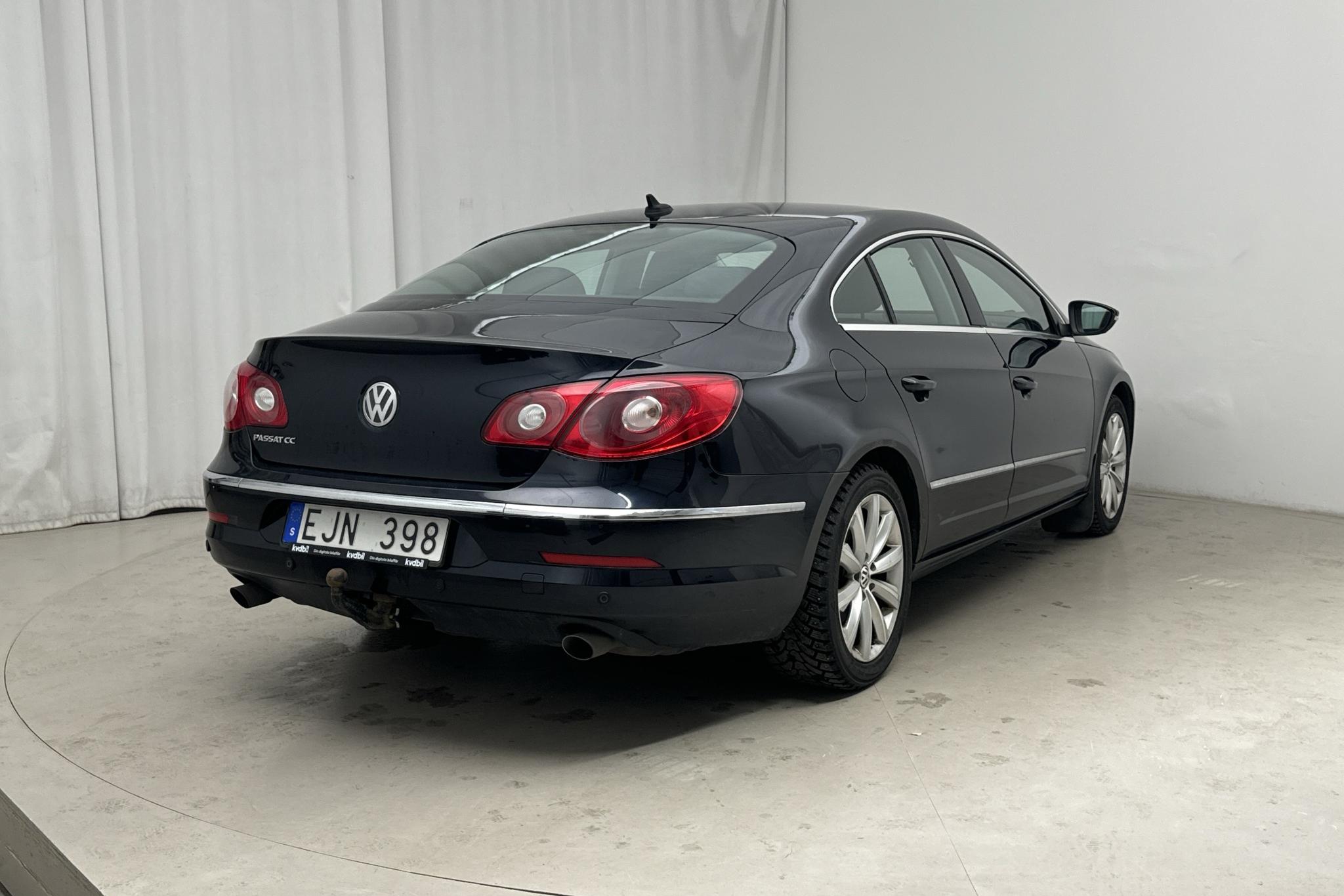 VW Passat CC 2.0 TDI 4Motion (170hk) - 194 910 km - Automatyczna - Dark Blue - 2011