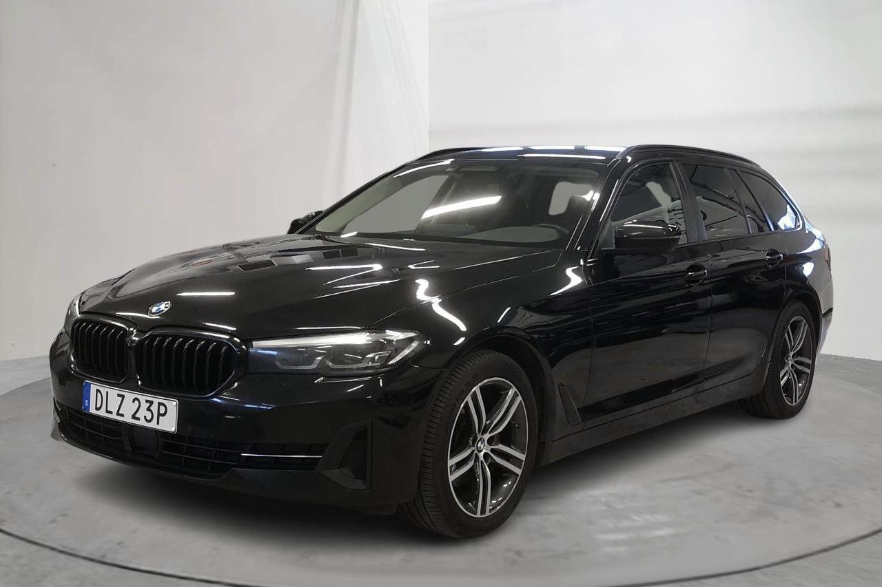 BMW 520d xDrive Touring, G31 LCI (190hk+11hk) - 15 611 mil - Automat - svart - 2022