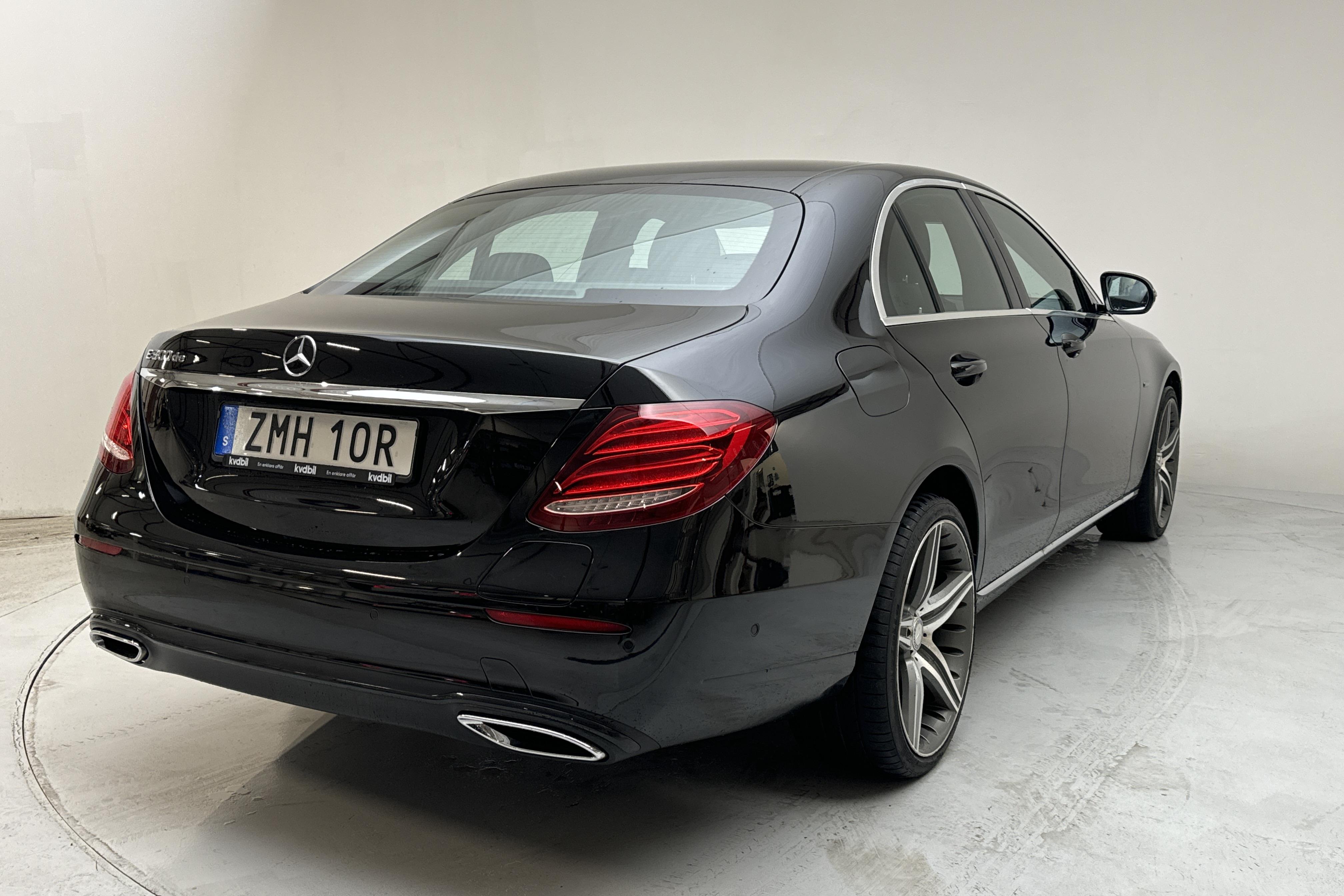 Mercedes E 300 de Sedan W213 (306hk) - 67 280 km - Automatyczna - czarny - 2019