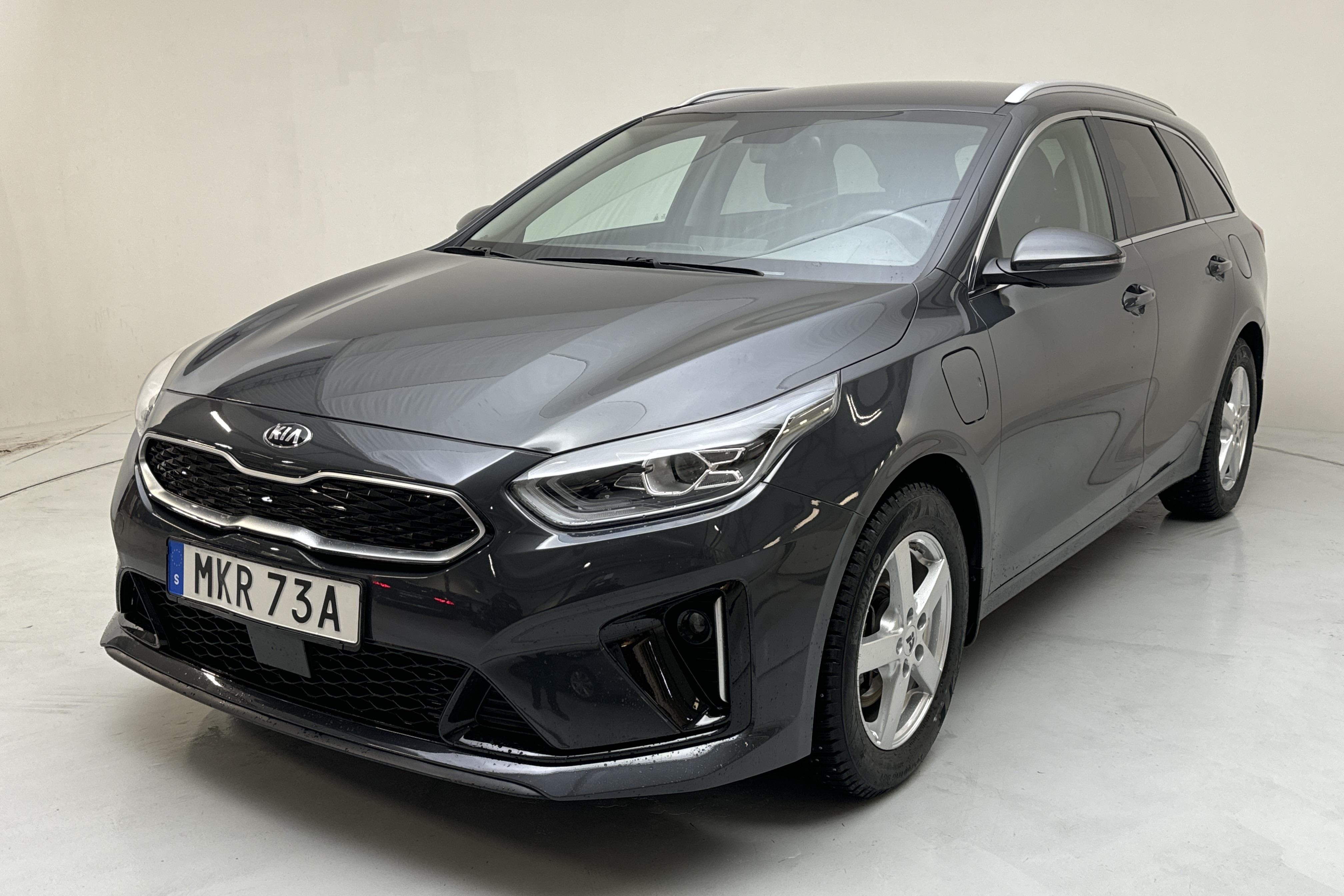 KIA Ceed 1.6 Plug-in Hybrid SW (141hk) - 2 774 mil - Automat - grå - 2021