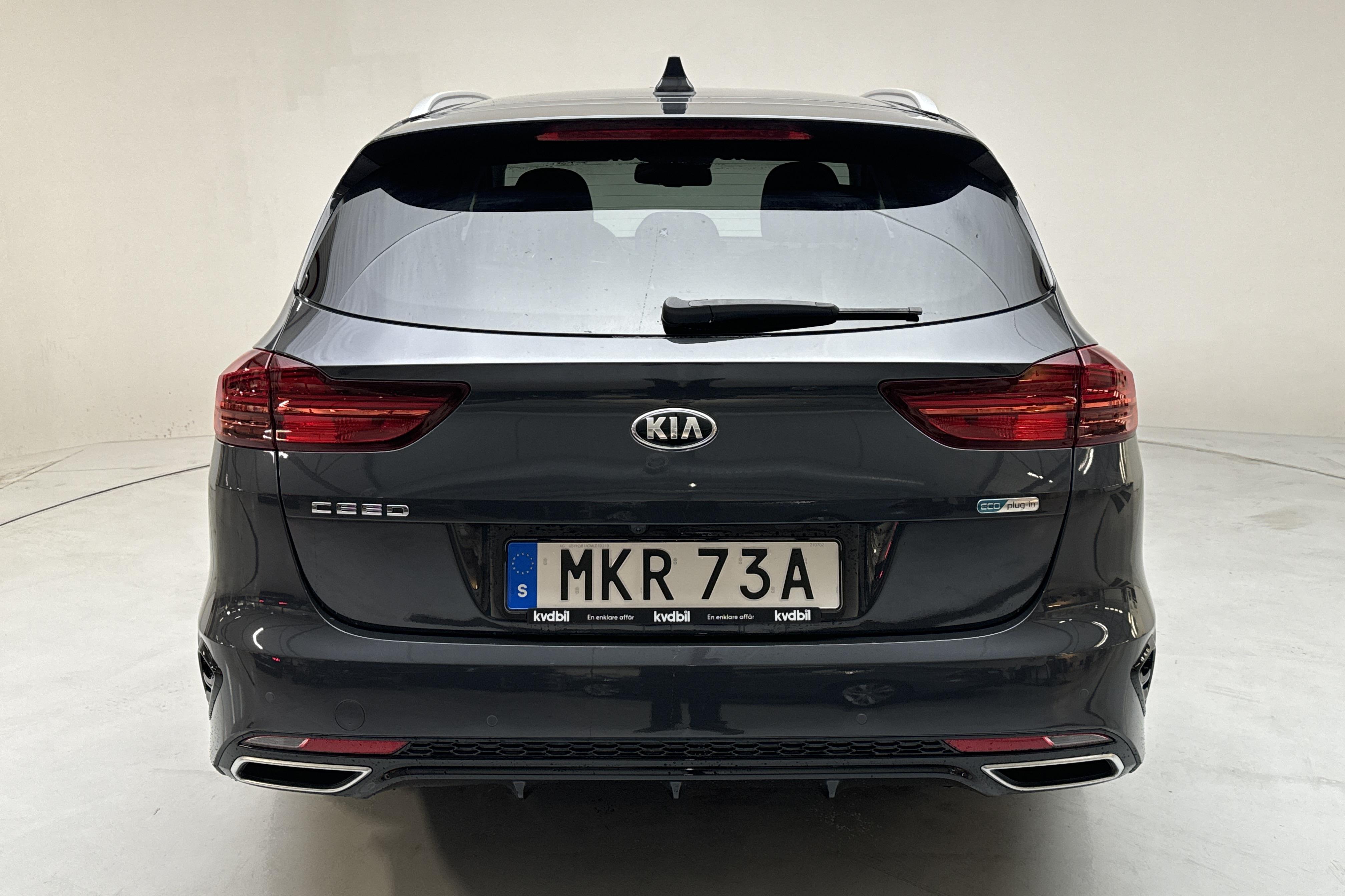 KIA Ceed 1.6 Plug-in Hybrid SW (141hk) - 27 740 km - Automatic - gray - 2021