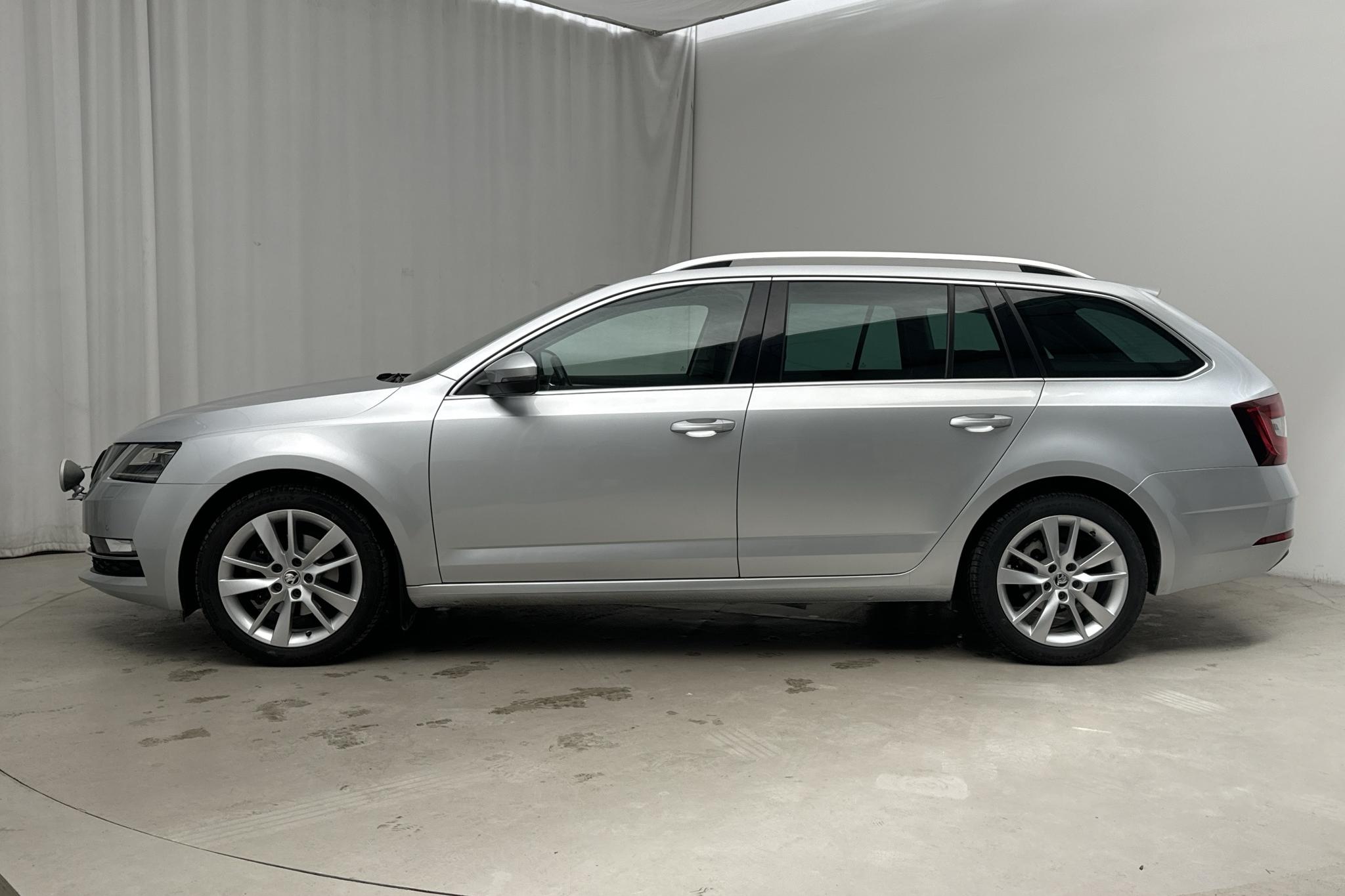 Skoda Octavia III 1.5 TSI G-TEC Combi (130hk) - 36 170 km - Automatic - silver - 2020