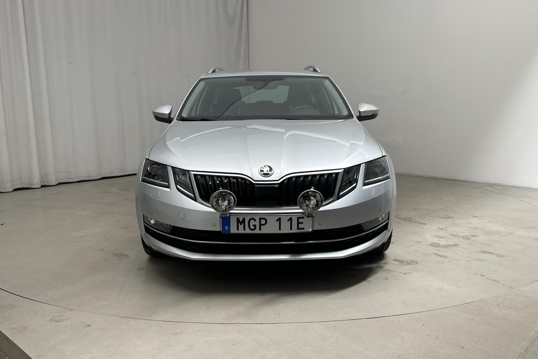 Skoda Octavia III 1.5 TSI G-TEC Combi (130hk) - 36 170 km - Automatic - silver - 2020