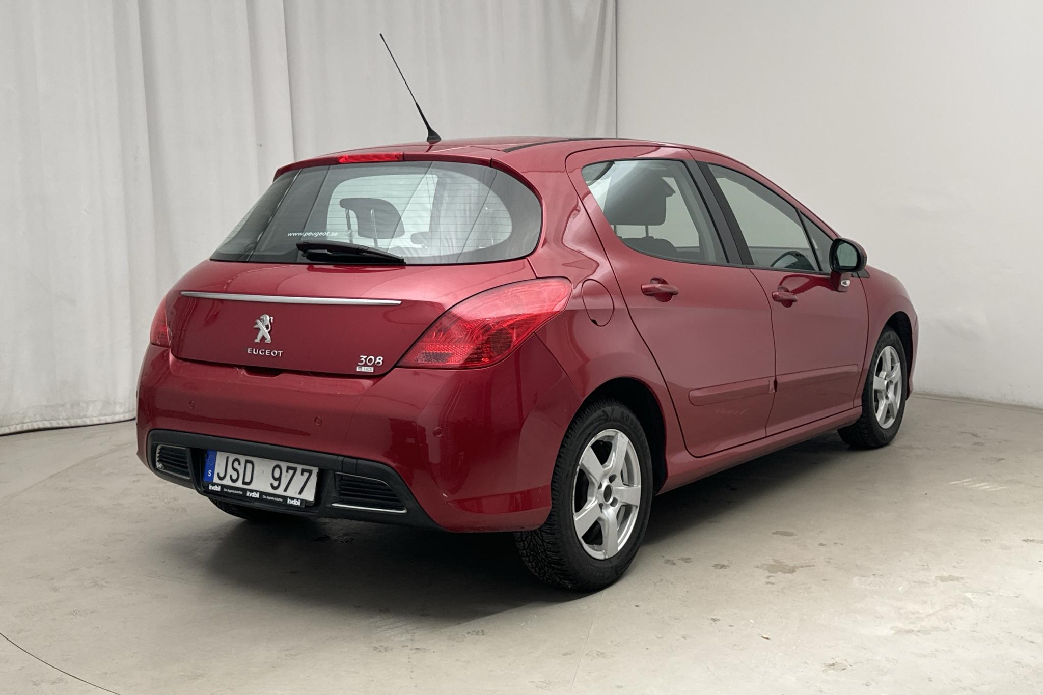 Peugeot 308 1.6 HDi 5dr (112hk) - 8 298 mil - Automat - röd - 2011