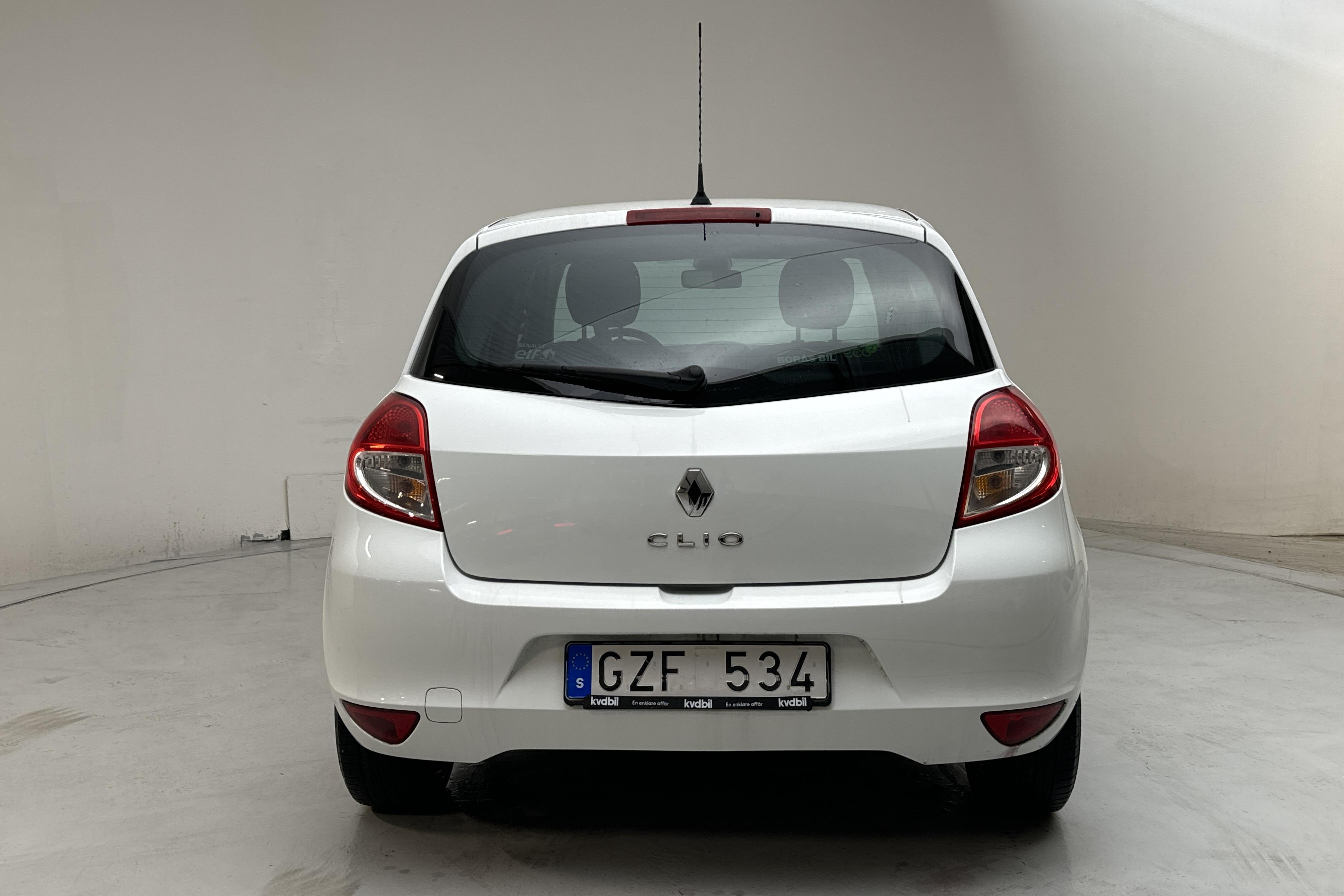 Renault Clio III 1.2 Flex Fuel 5dr (75hk) - 6 158 mil - Manuell - vit - 2010