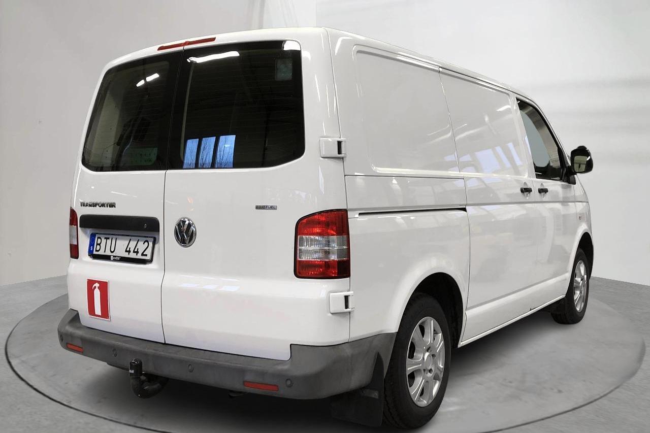 VW Transporter T5 2.0 Ecofuel (115hk) - 82 370 km - Manuaalinen - valkoinen - 2011