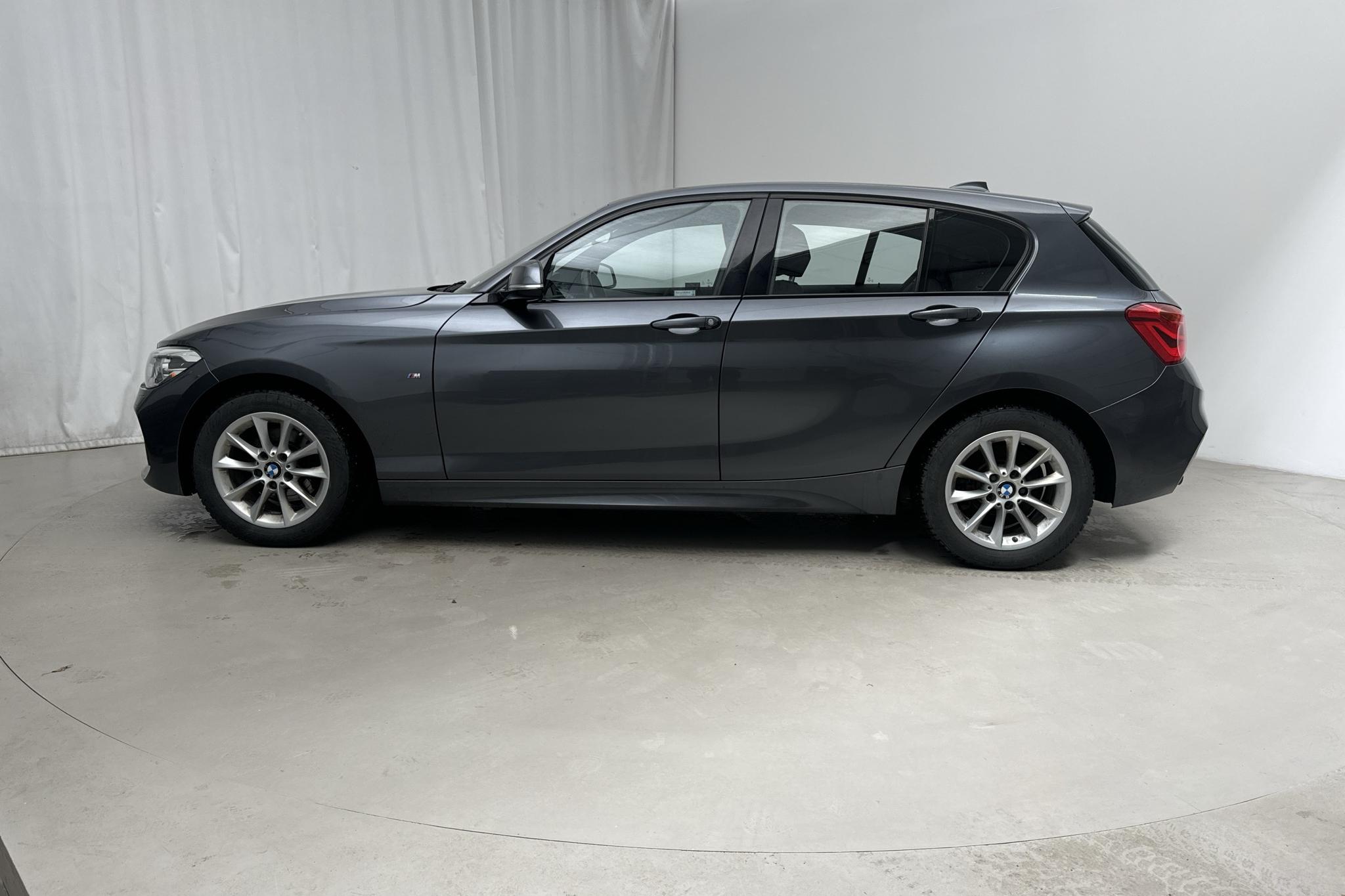 BMW 118d xDrive 5dr, F20 (150hk) - 7 958 mil - Manuell - grå - 2017