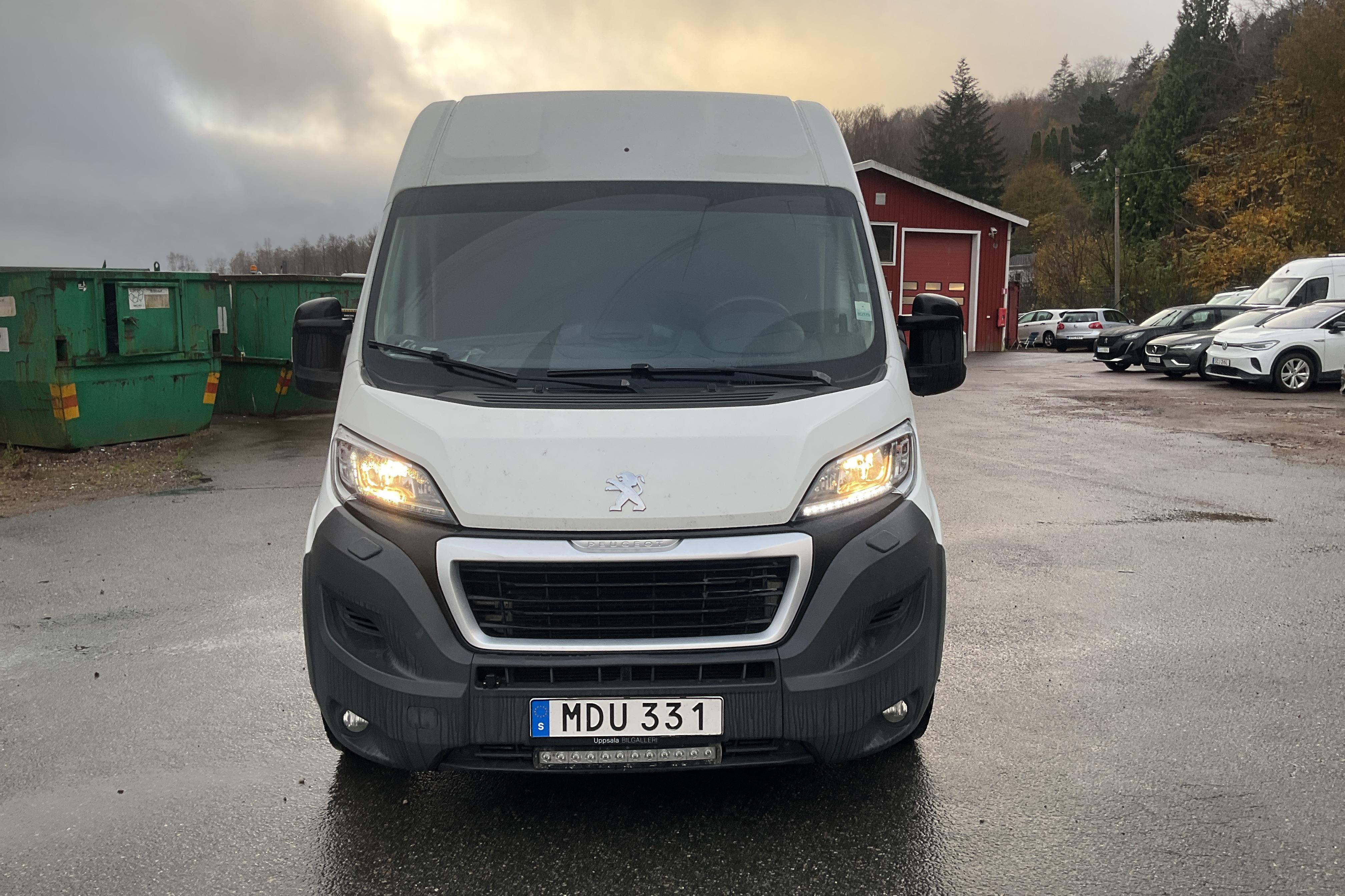 Peugeot Boxer 2.2 HDI Skåp (130hk) - 200 380 km - Käsitsi - valge - 2016