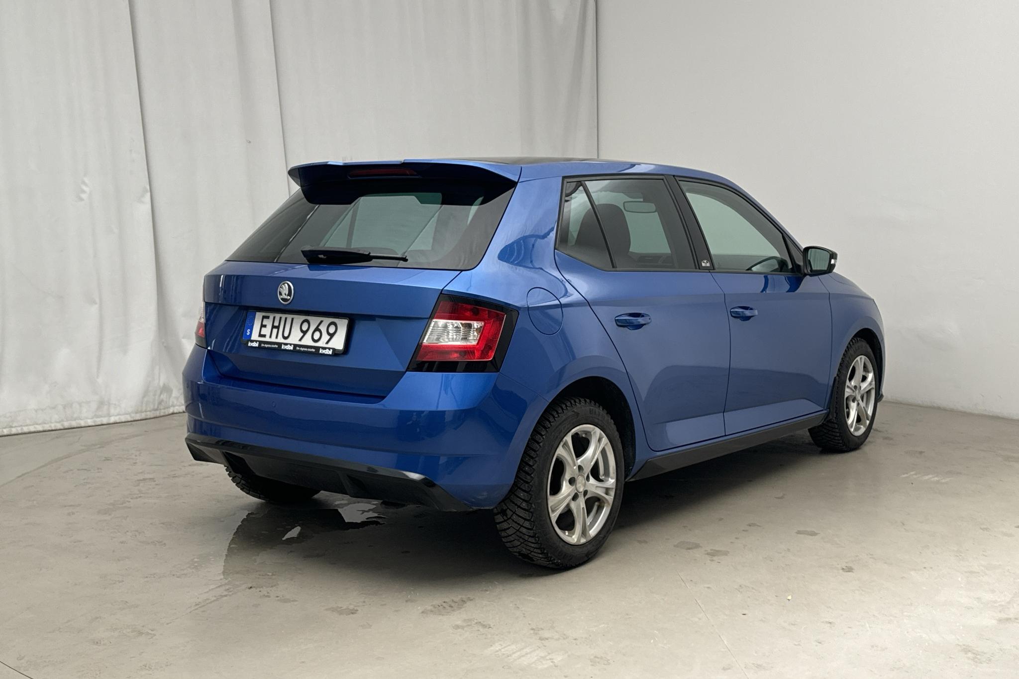 Skoda Fabia 1.2 TSI (90hk) - 178 030 km - Manuaalinen - sininen - 2016