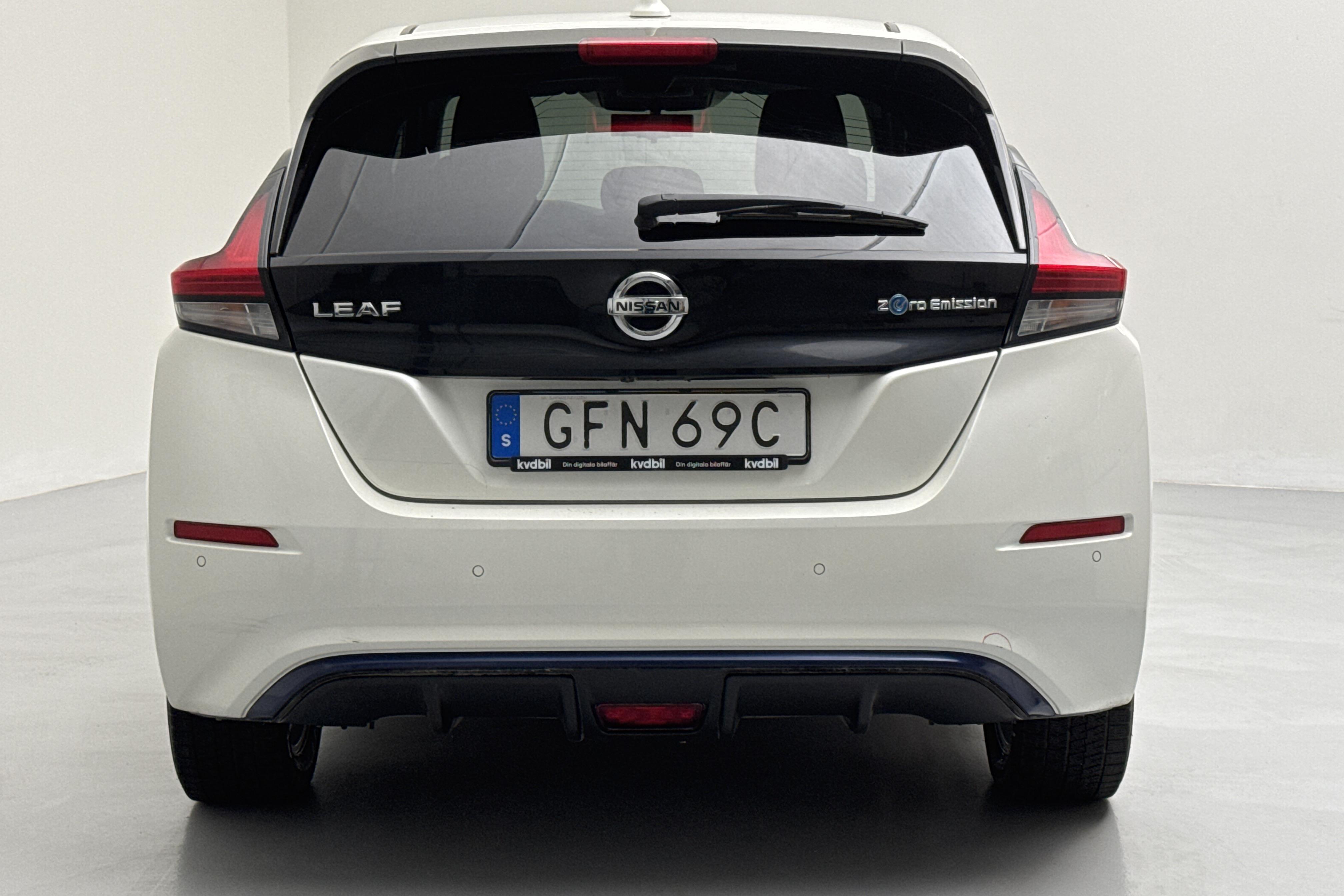 Nissan LEAF 5dr 62 kWh (214hk) - 93 890 km - Automatic - white - 2021