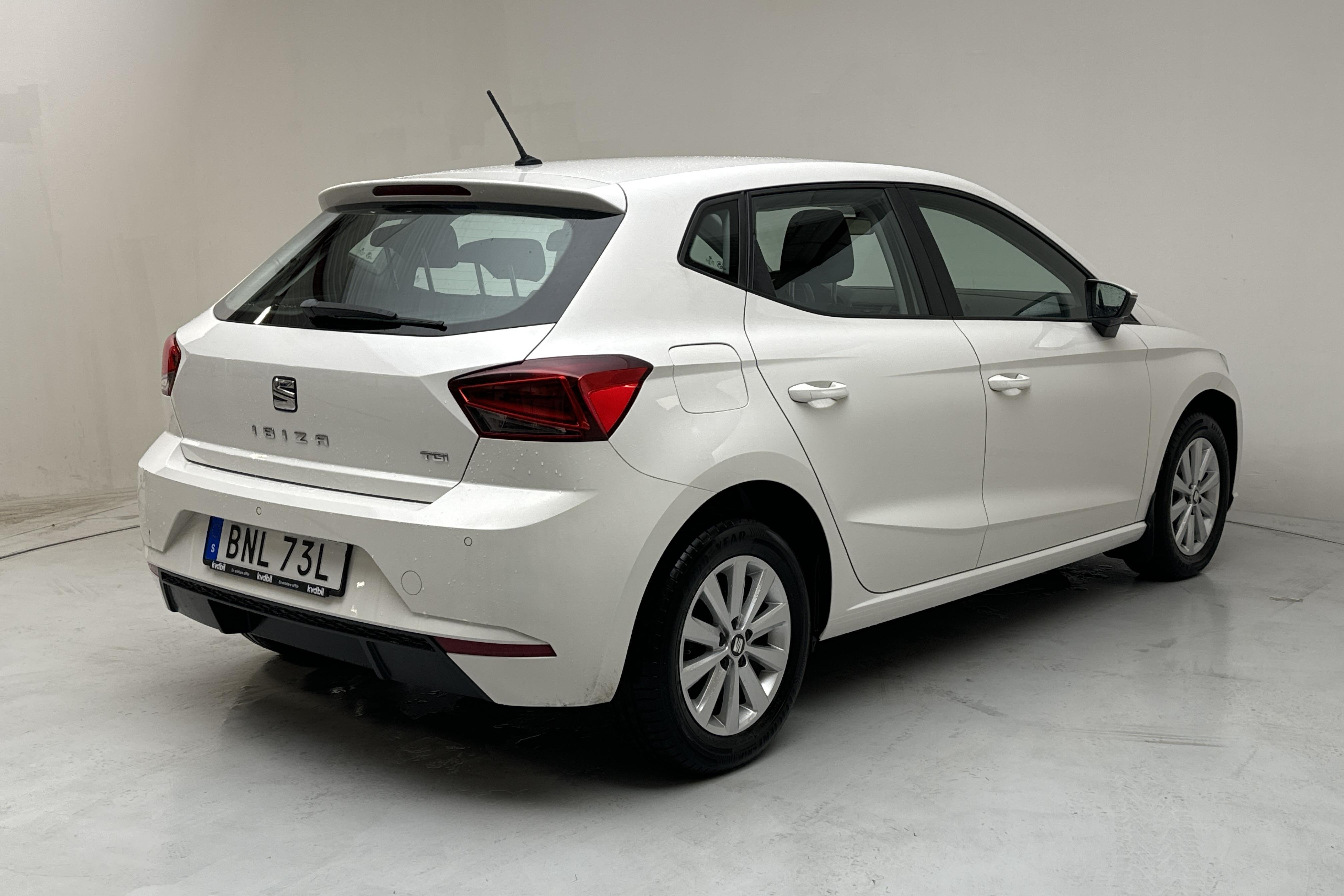 Seat Ibiza 1.0 TGI 5dr (90hk) - 28 310 km - Manual - white - 2019