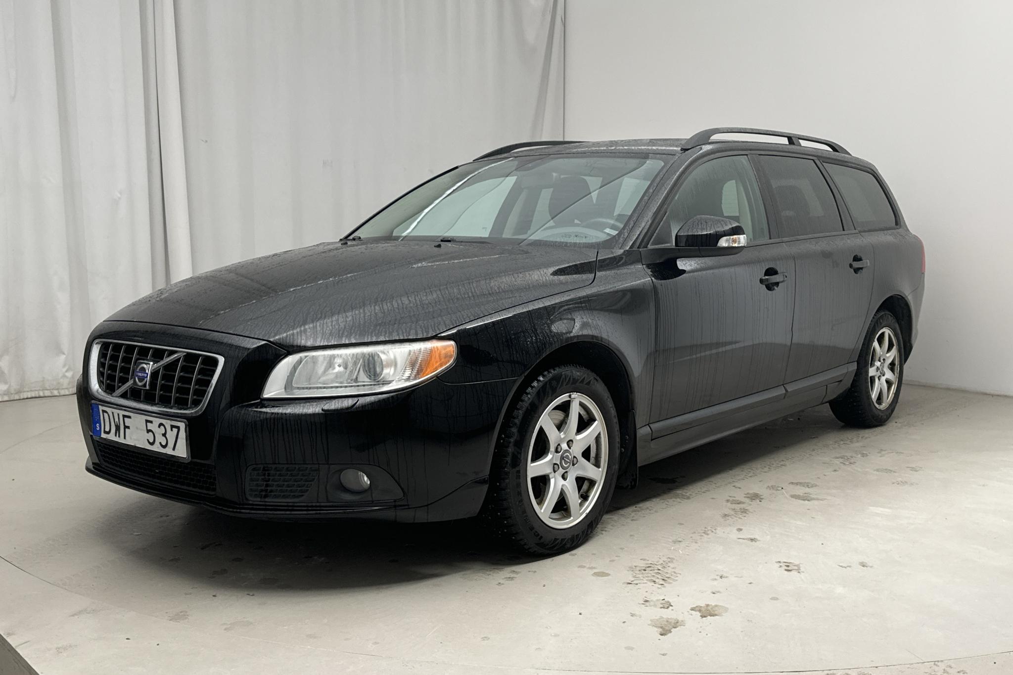 Volvo V70 II 2.5T (200hk) - 226 760 km - Automaatne - must - 2008