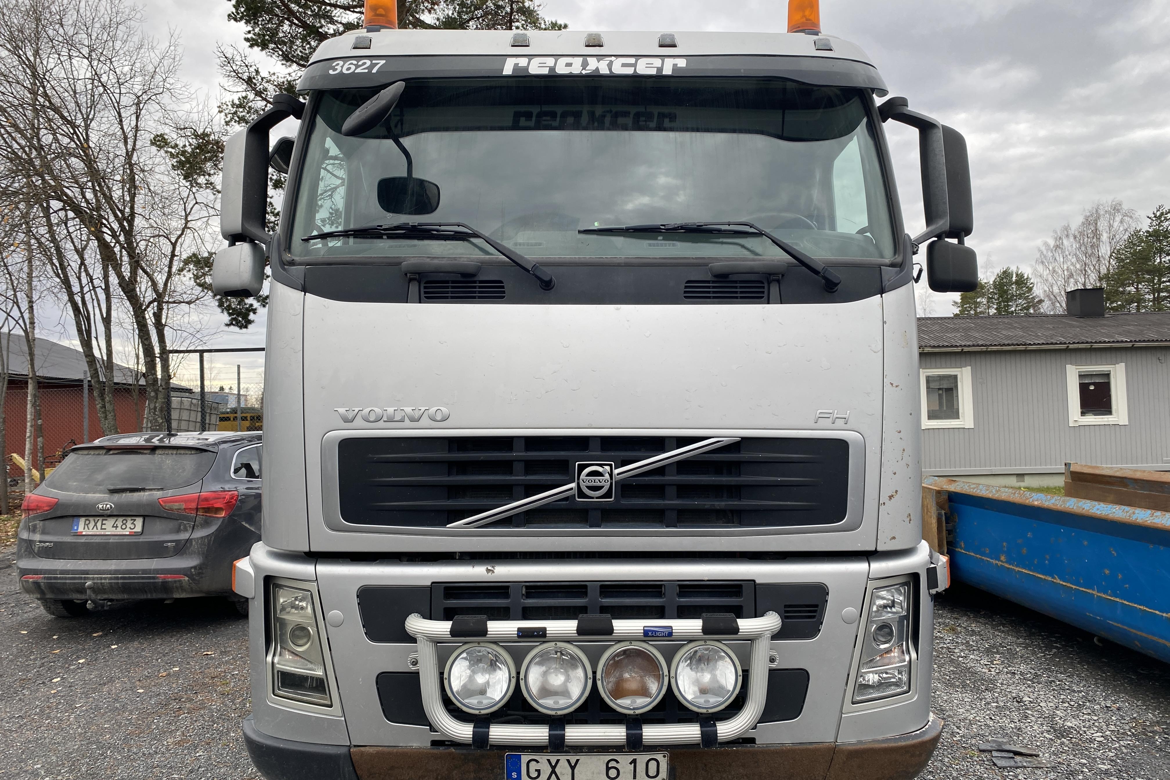 Volvo FH440 - 604 593 km - Automatic - silver - 2008