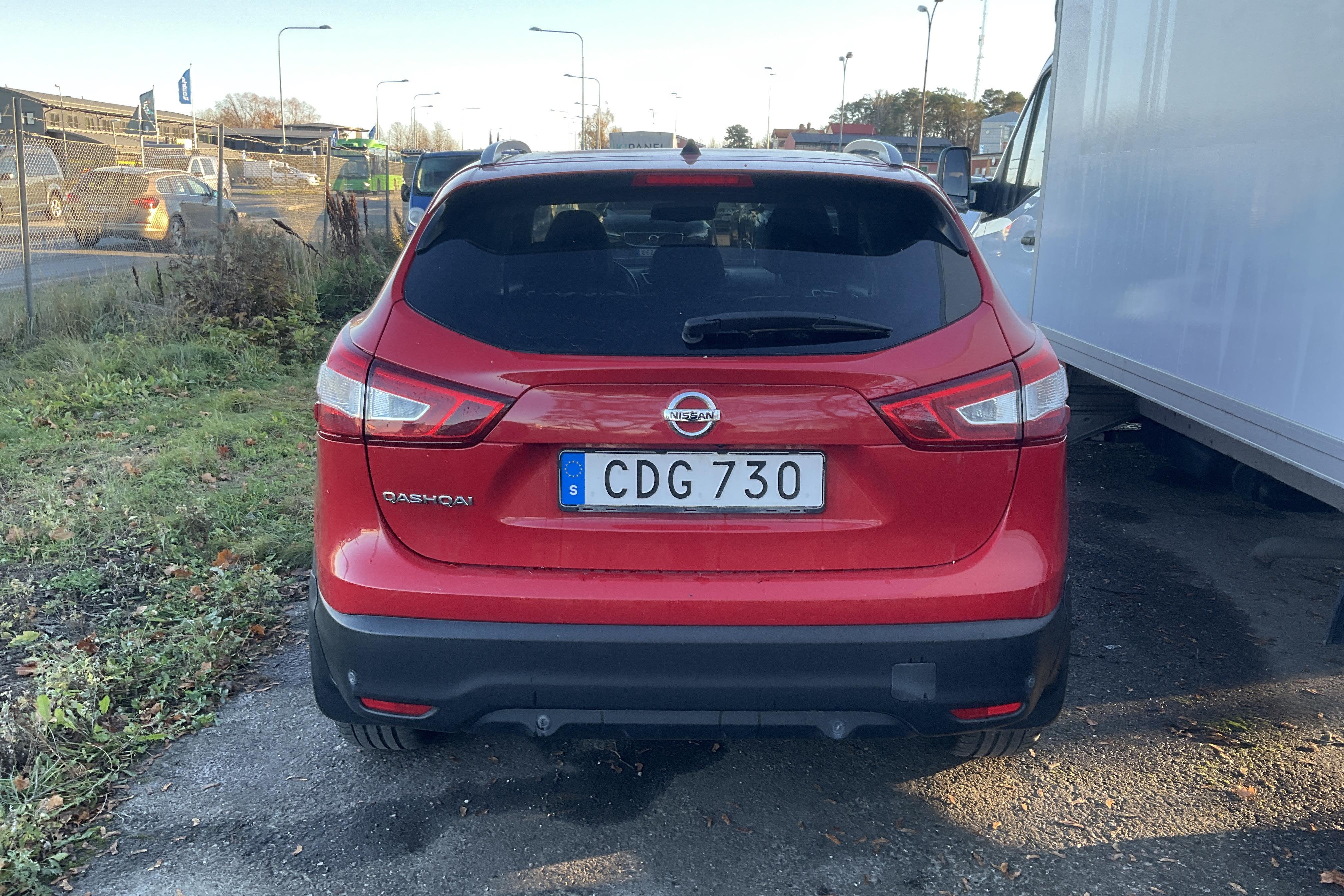 Nissan Qashqai 1.2 (115hk) - 176 290 km - Automaatne - punane - 2017