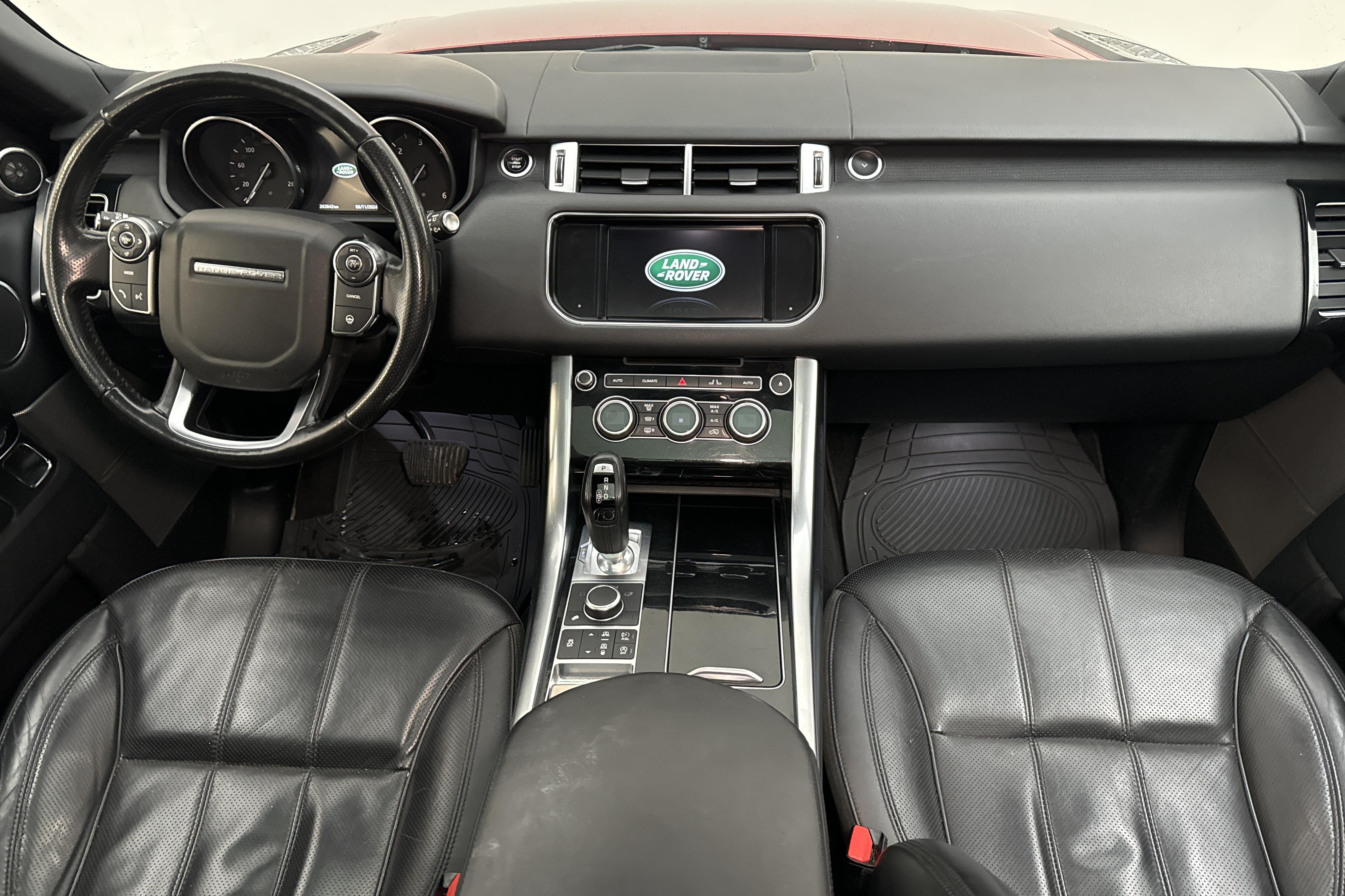 Land Rover Range Rover Sport 3.0 TDV6 (258hk) - 26 384 mil - Automat - röd - 2016