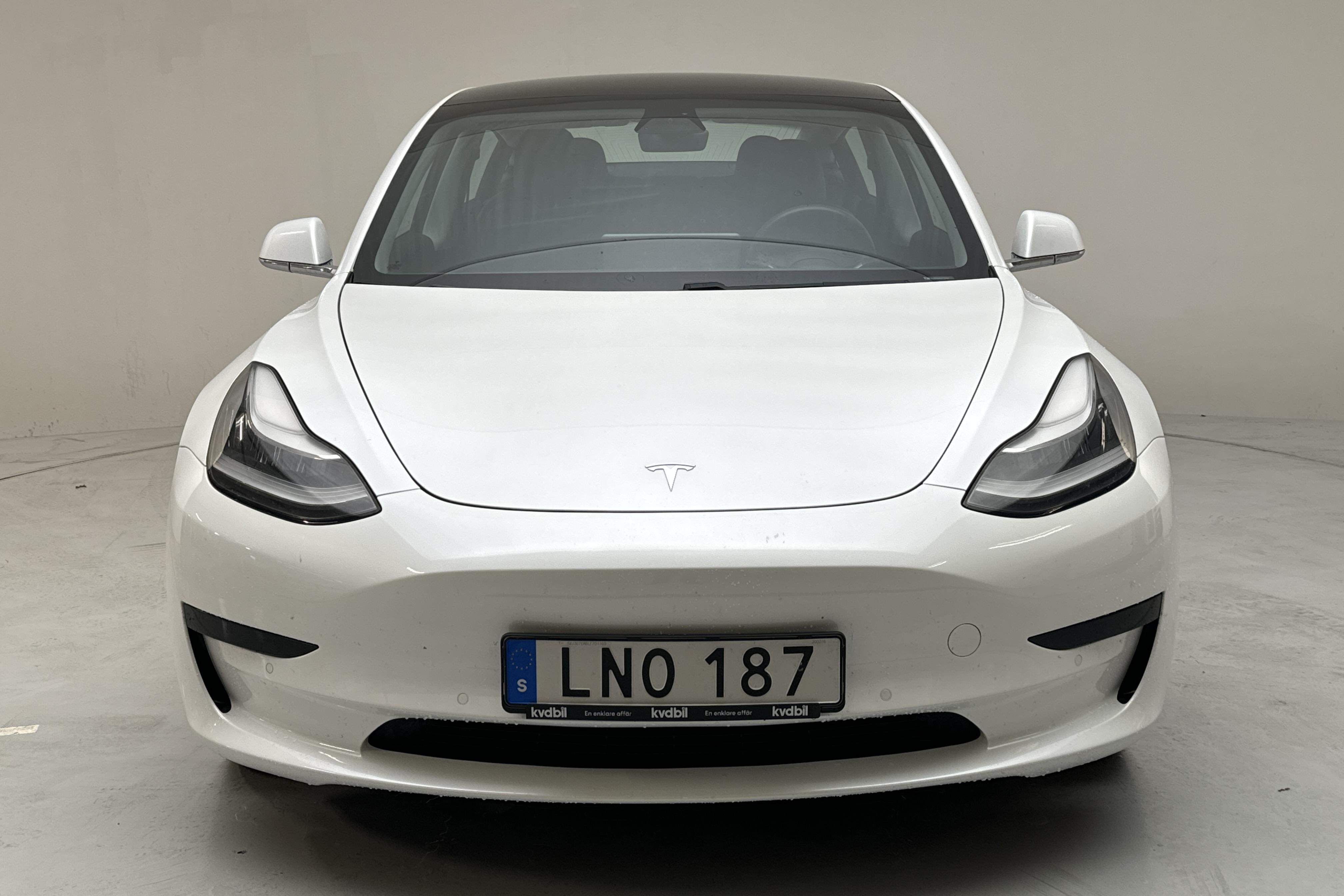 Tesla Model 3 Standard Range RWD - 106 730 km - Automaattinen - valkoinen - 2020