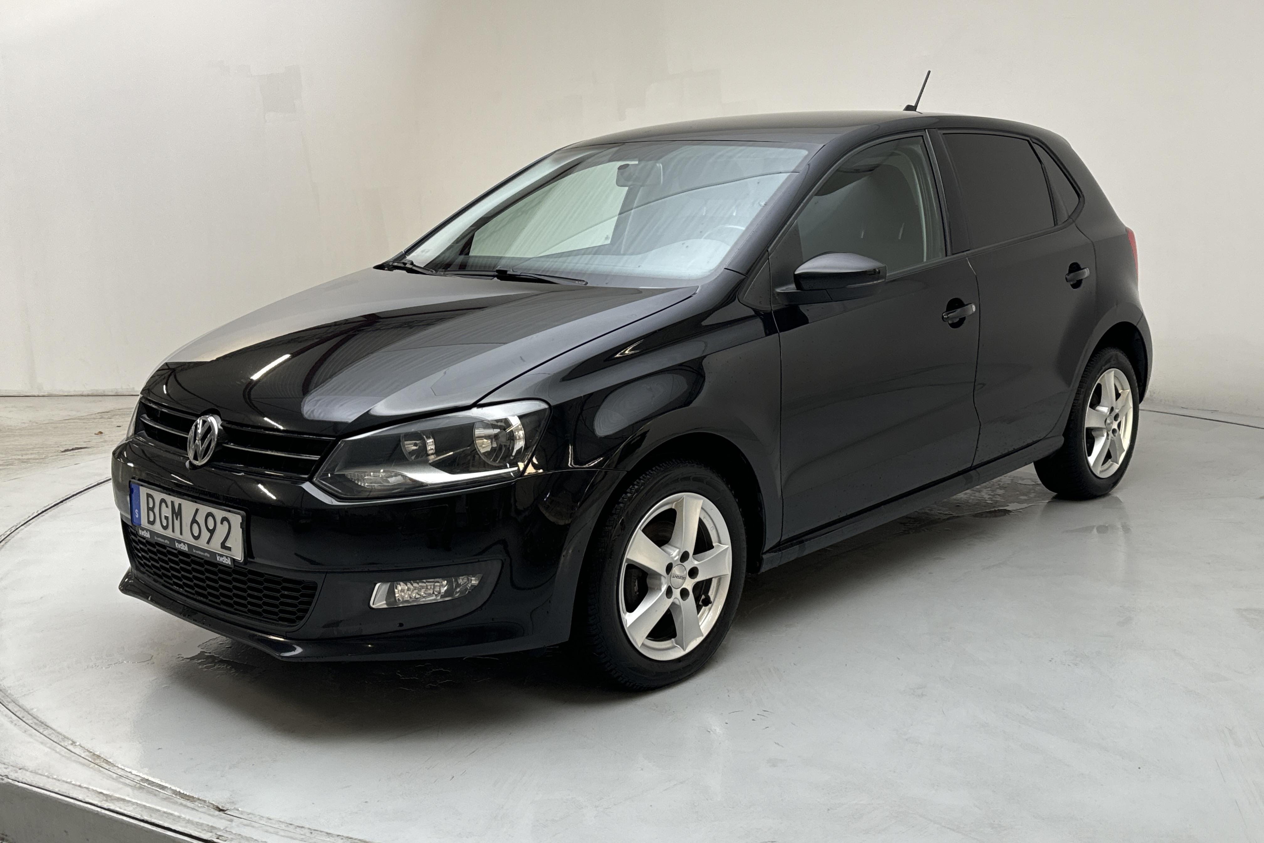 VW Polo 1.4 5dr (85hk) - 101 210 km - Manual - black - 2014