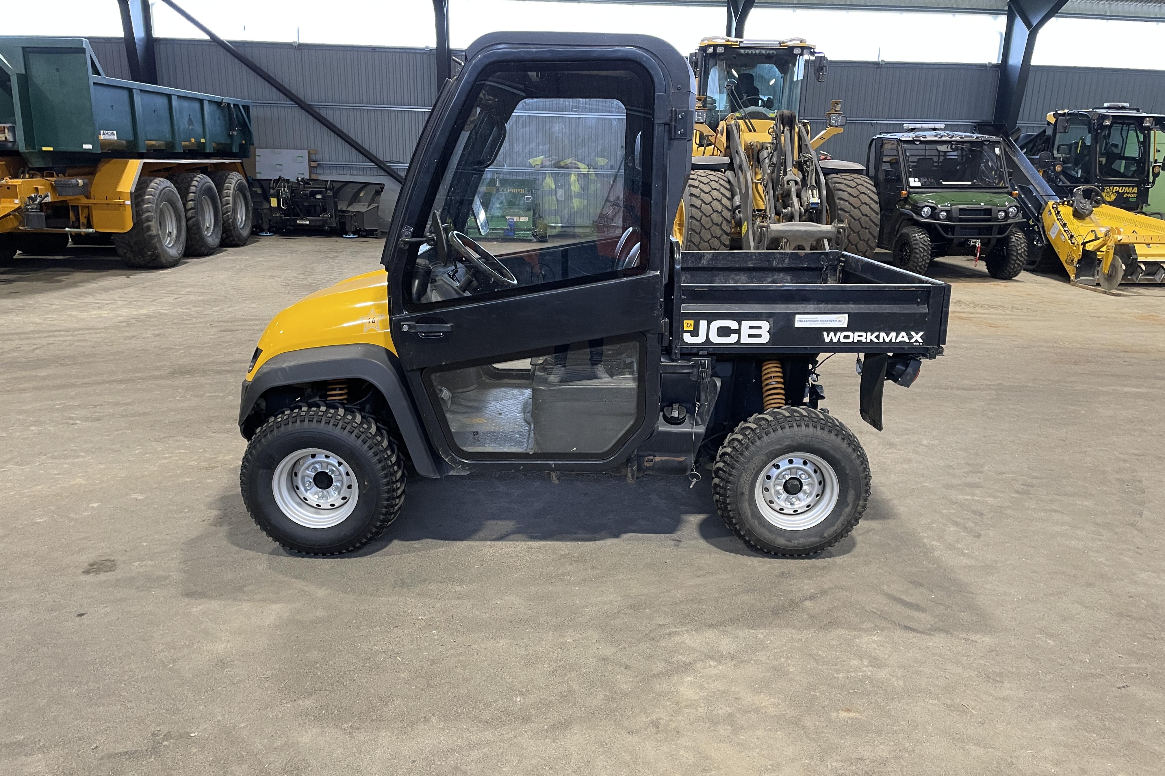 JCB Workmax 800D - 5 899 km - żółty - 2012