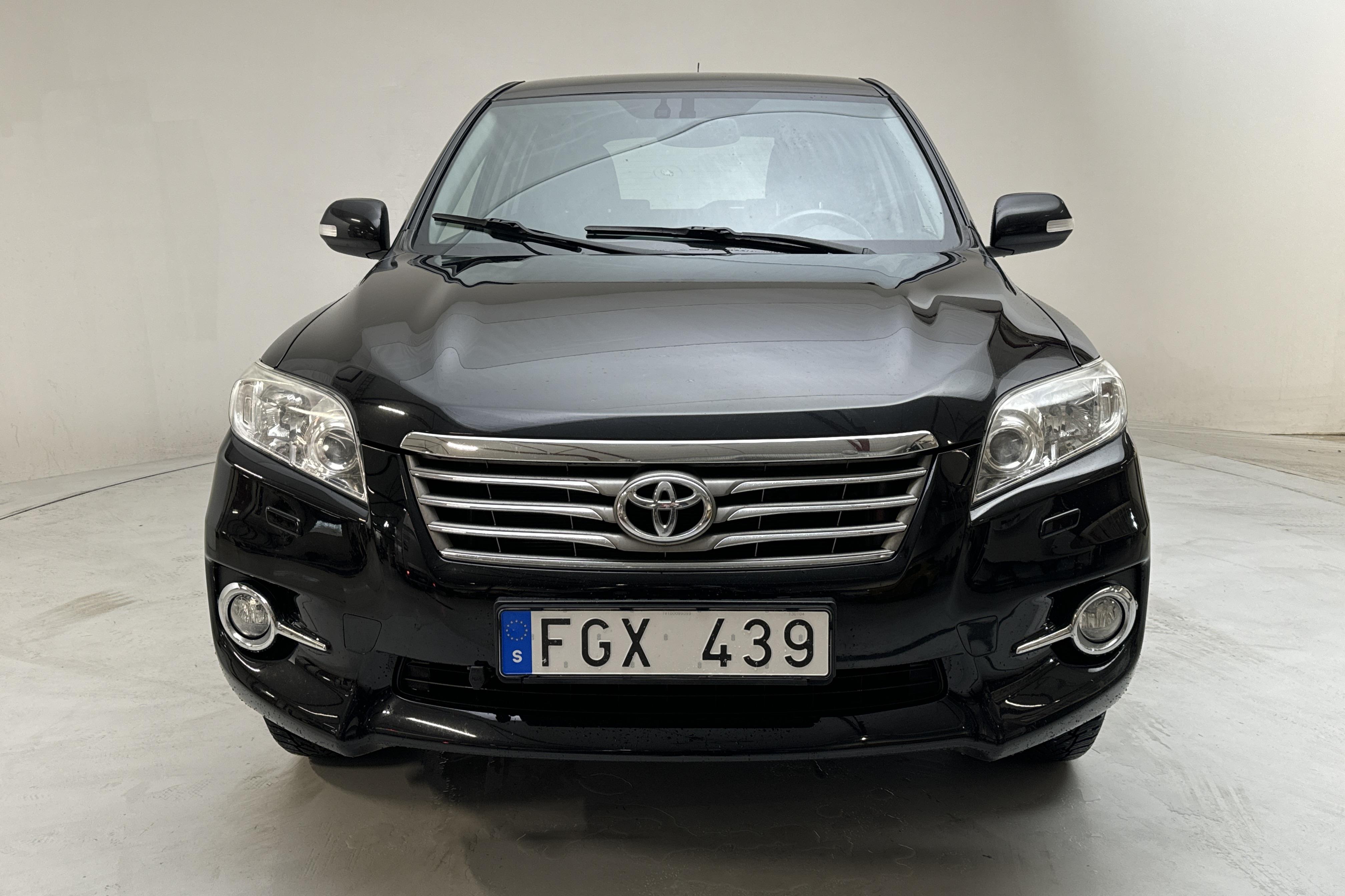 Toyota RAV4 2.0 (158hk) - 196 870 km - Manual - black - 2013