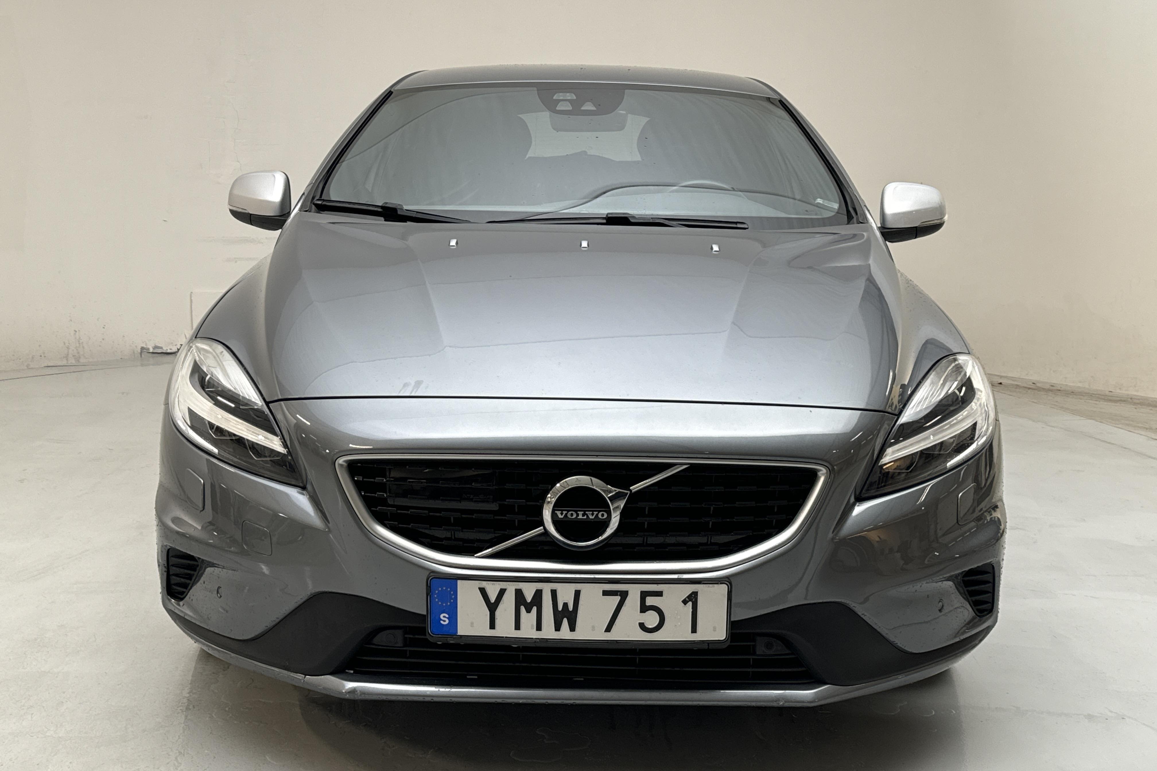 Volvo V40 D2 (120hk) - 72 440 km - Automatyczna - szary - 2018