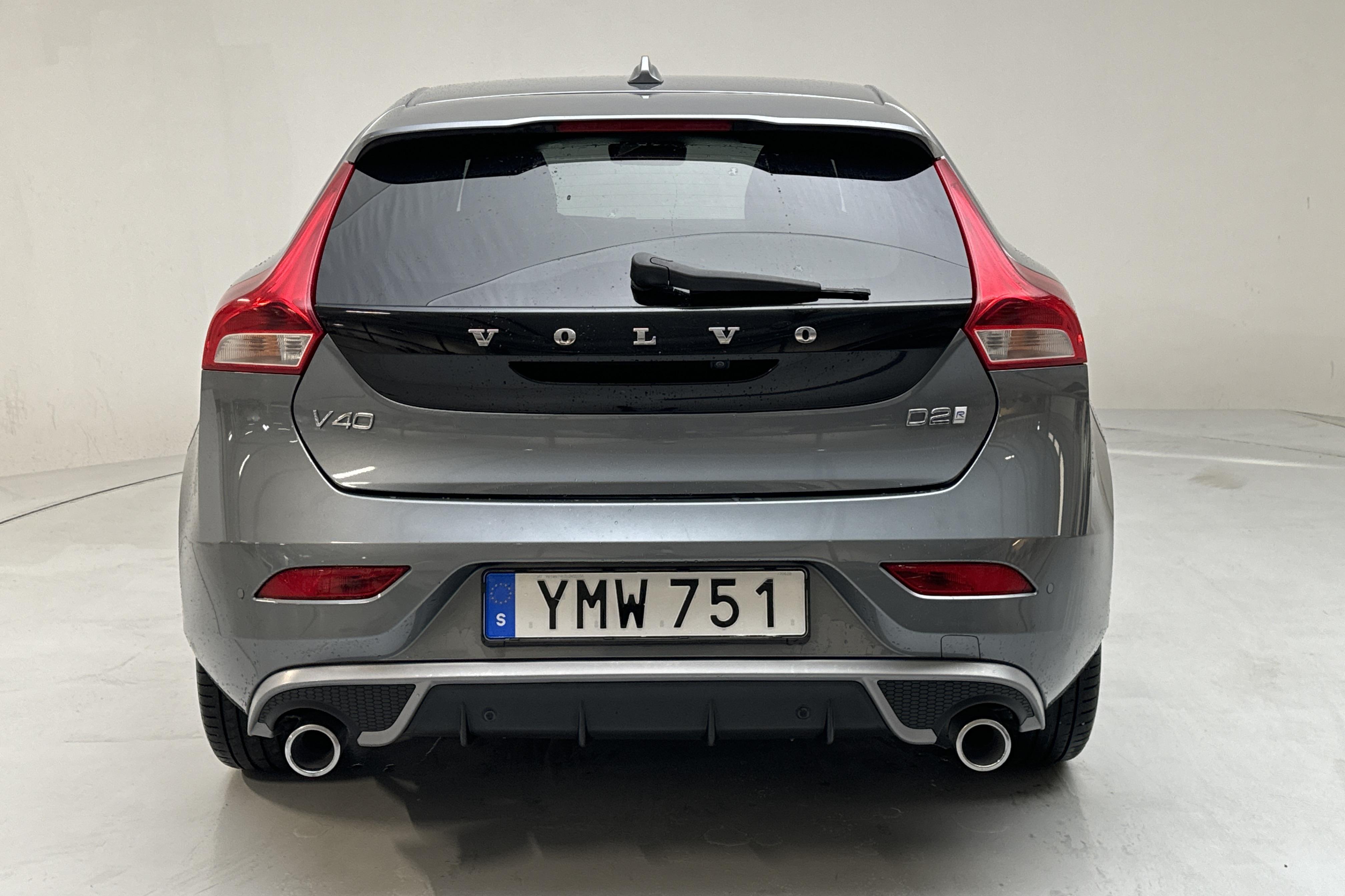 Volvo V40 D2 (120hk) - 7 244 mil - Automat - grå - 2018