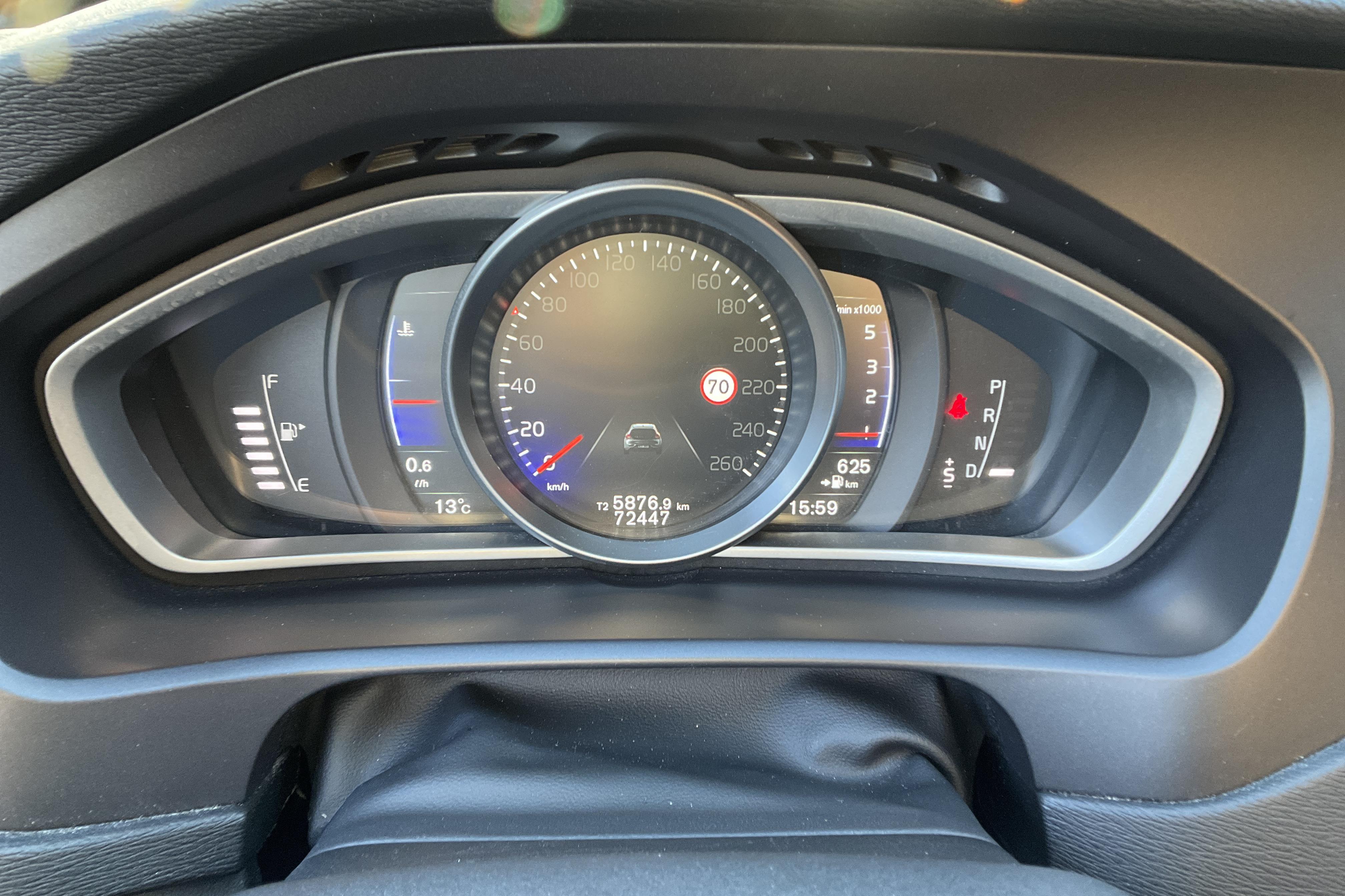 Volvo V40 D2 (120hk) - 72 440 km - Automatic - gray - 2018