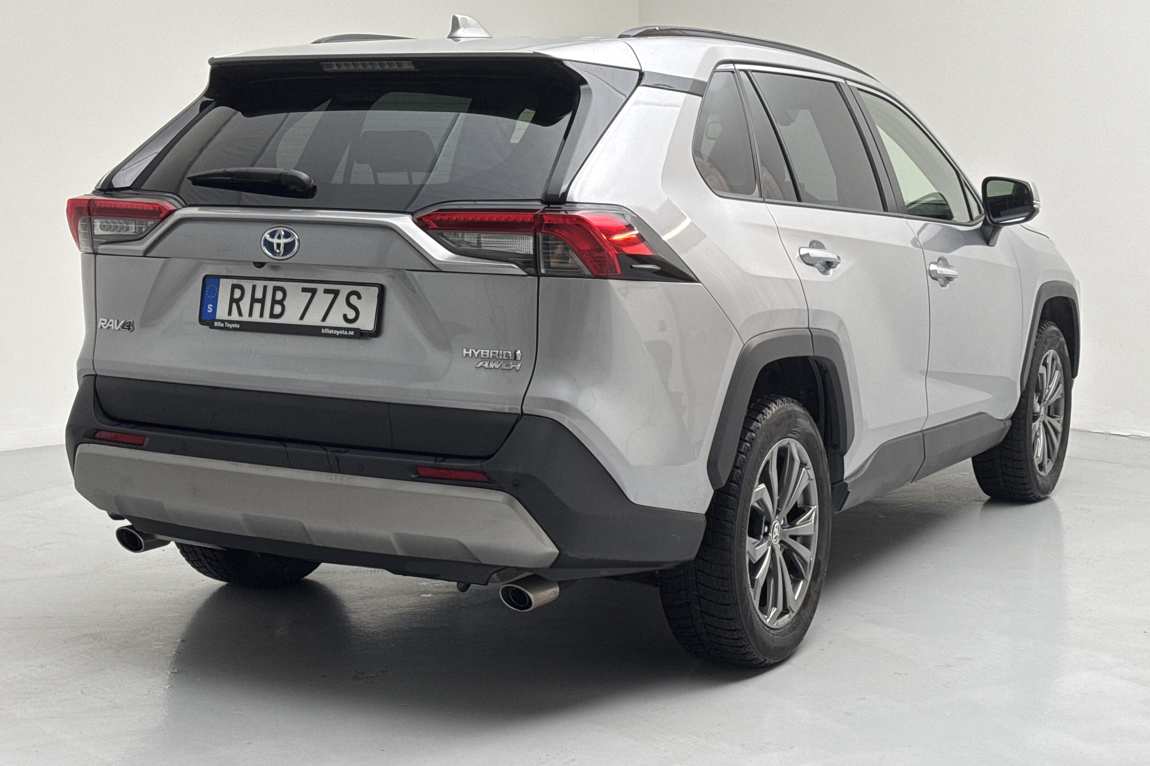 Toyota RAV4 2.5 HSD AWD (222hk) - 43 370 km - Automatyczna - srebro - 2024