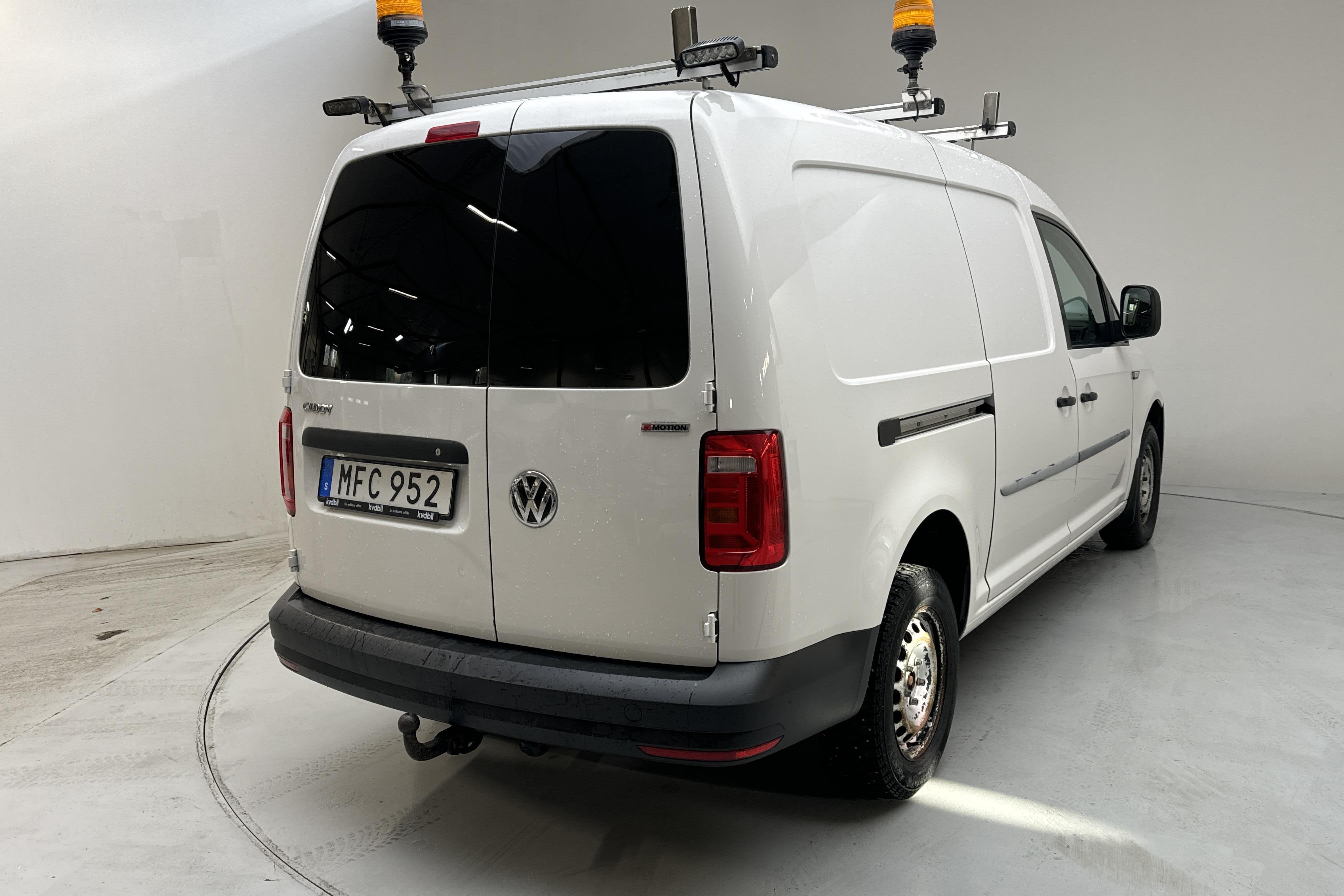 VW Caddy 2.0 TDI Maxi Skåp 4MOTION (122hk) - 136 260 km - Käsitsi - valge - 2018