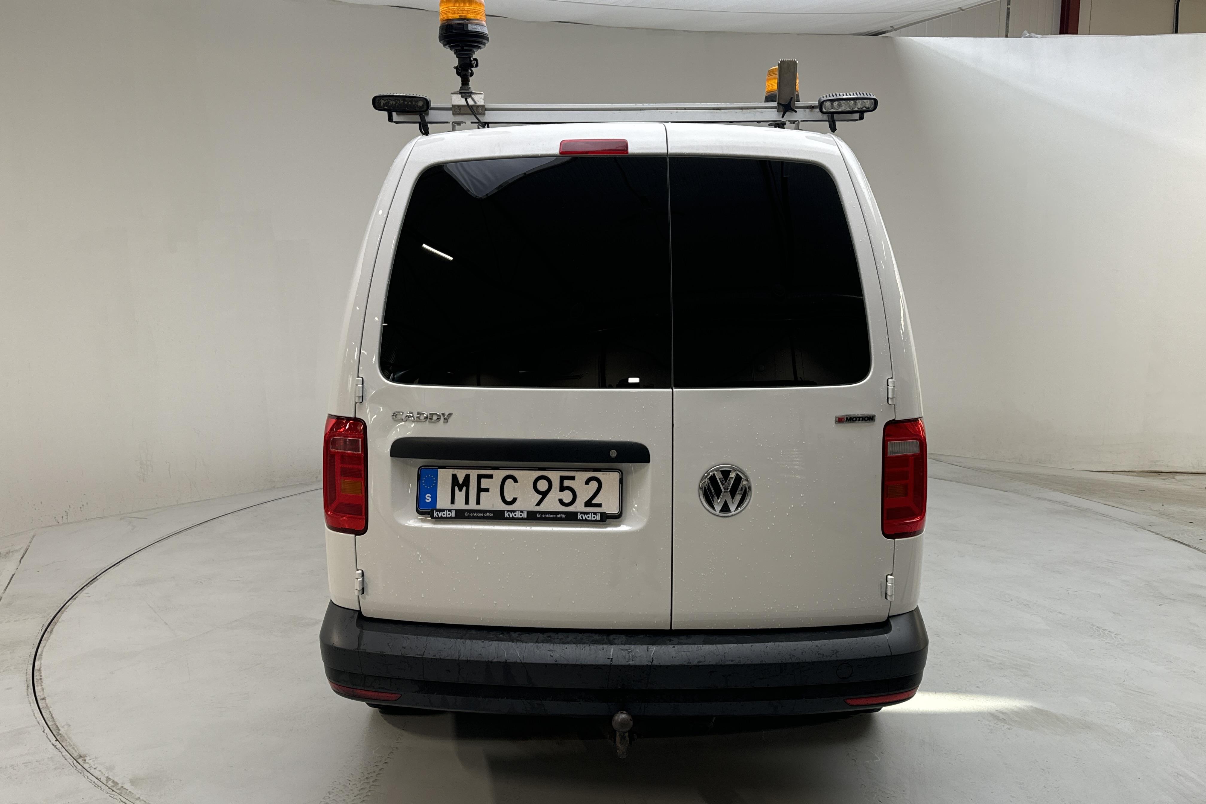 VW Caddy 2.0 TDI Maxi Skåp 4MOTION (122hk) - 136 260 km - Käsitsi - valge - 2018