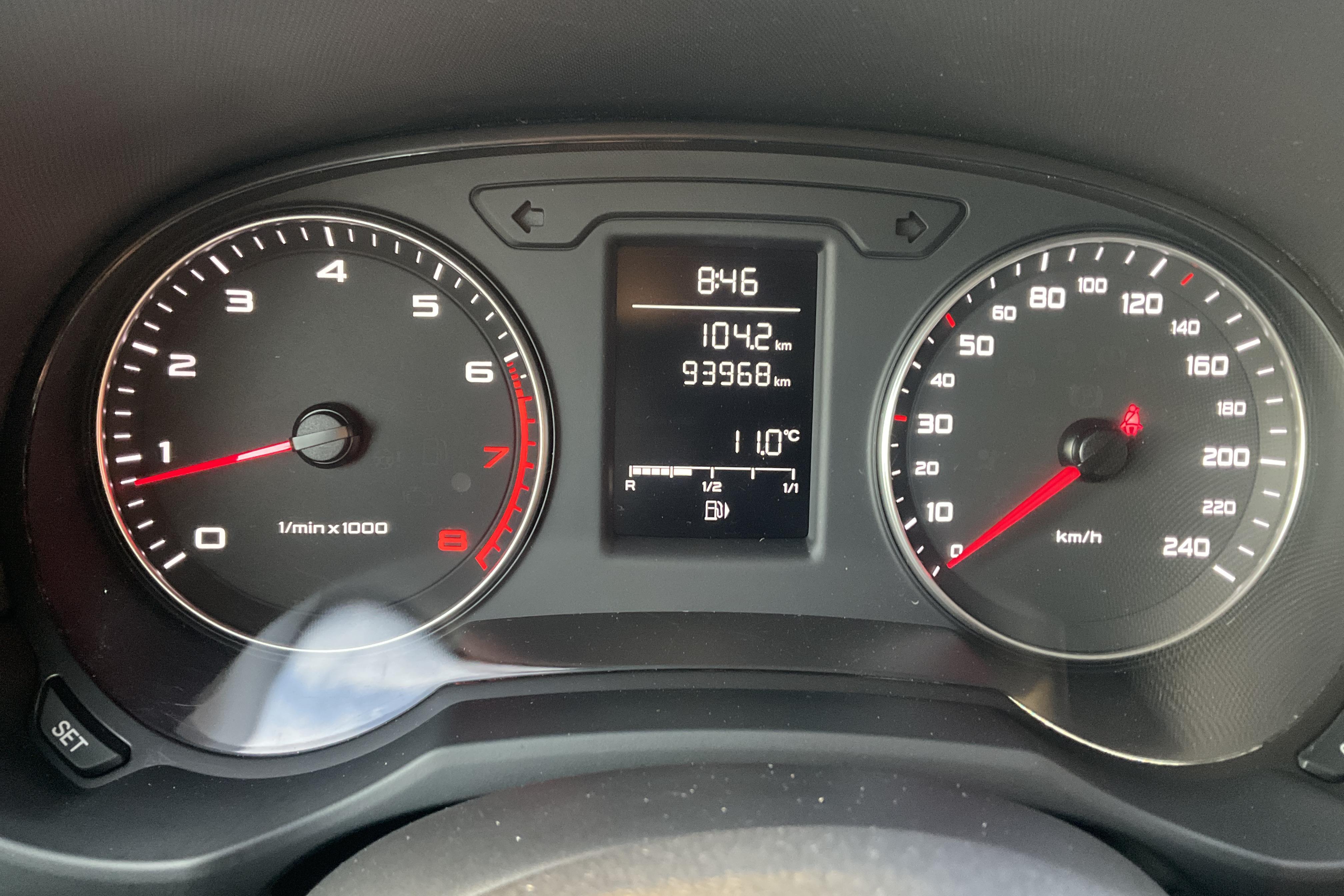 Audi A1 1.2 TFSI Sportback (86hk) - 93 960 km - Manualna - biały - 2014