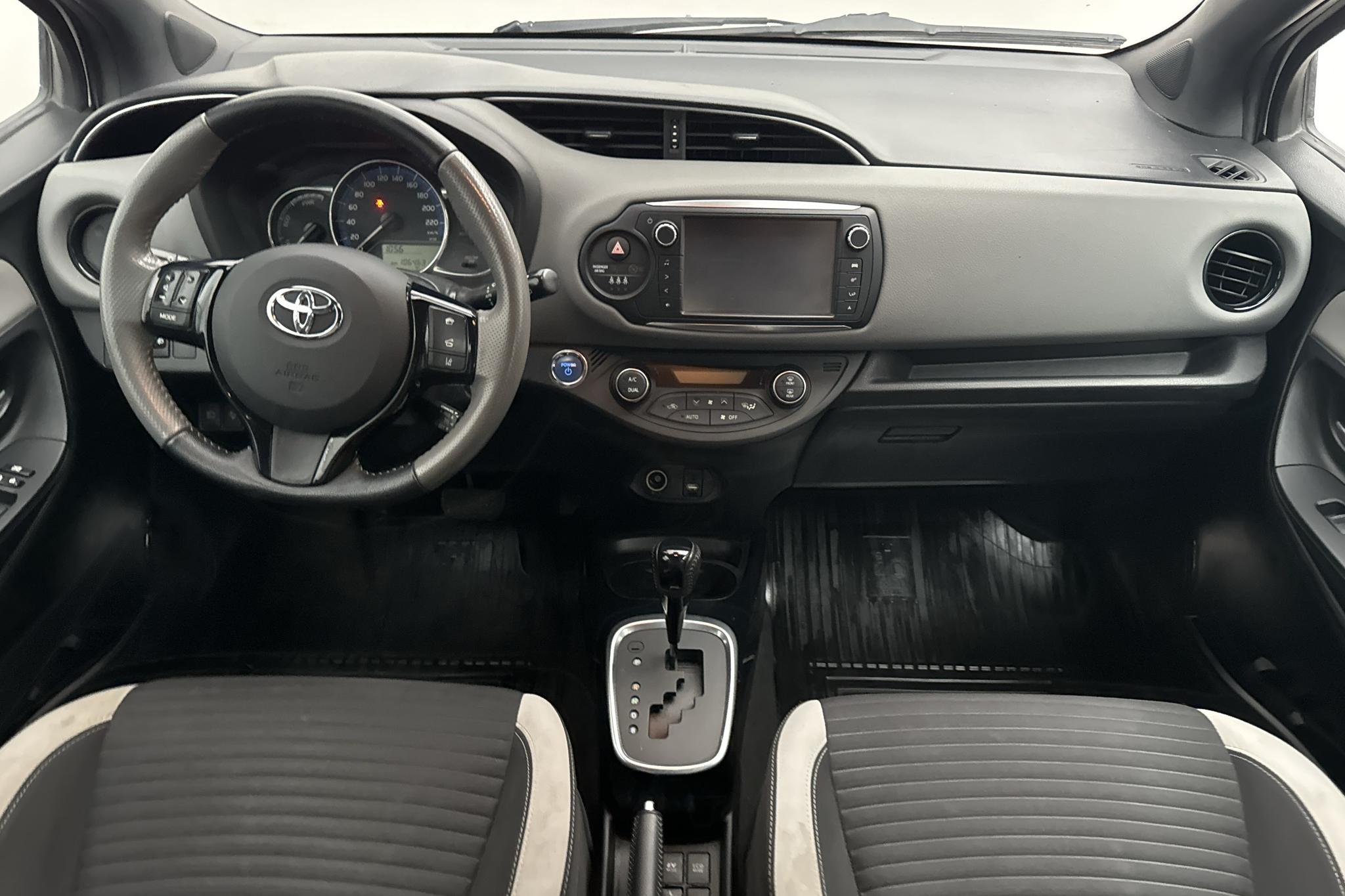 Toyota Yaris 1.5 HSD 5dr (75hk) - 106 470 km - Automaatne - valge - 2016