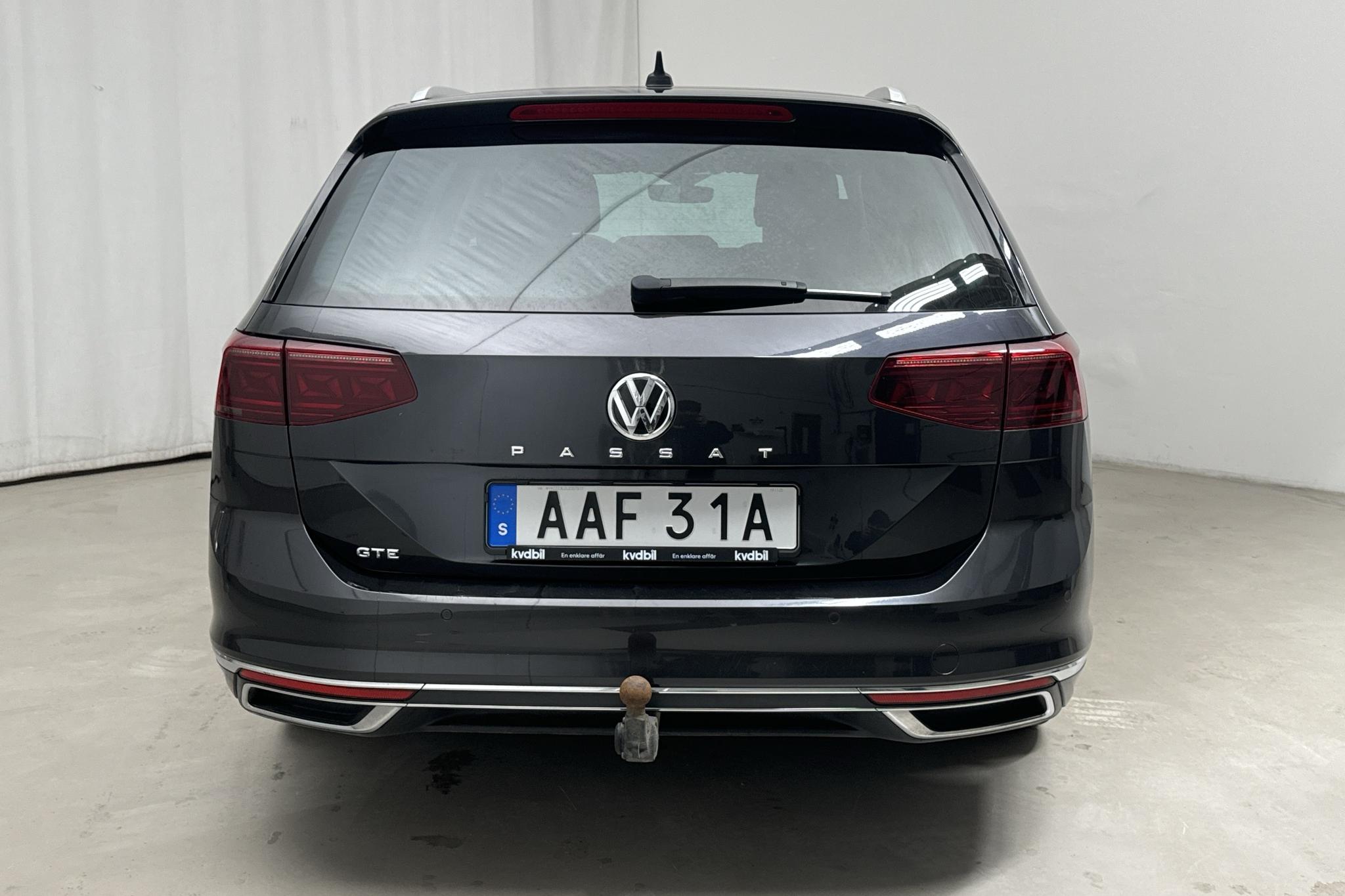 VW Passat 1.4 GTE Sportscombi (218hk) - 10 461 mil - Automat - Dark Grey - 2020