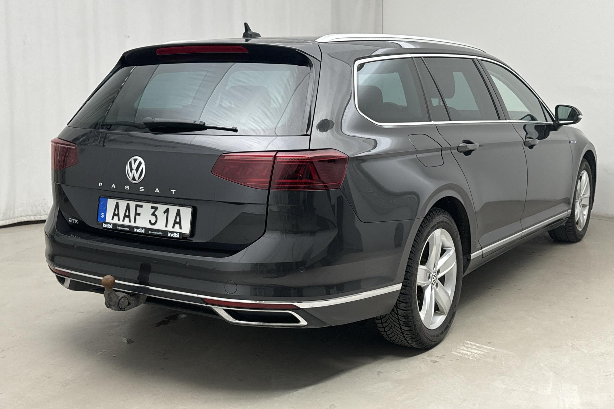 VW Passat 1.4 GTE Sportscombi (218hk) - 10 461 mil - Automat - Dark Grey - 2020