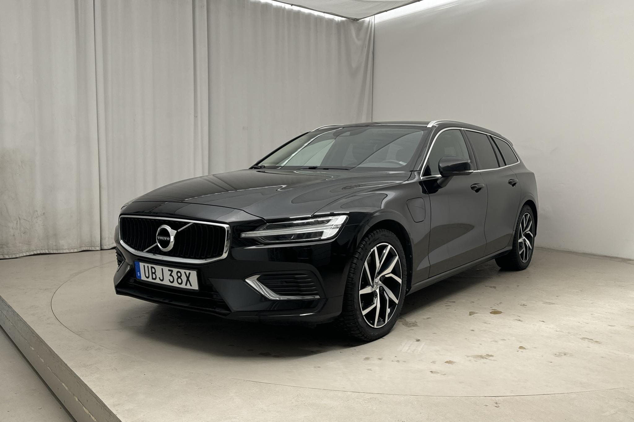 Volvo V60 T6 AWD Recharge (350hk) - 85 340 km - Automatyczna - czarny - 2022