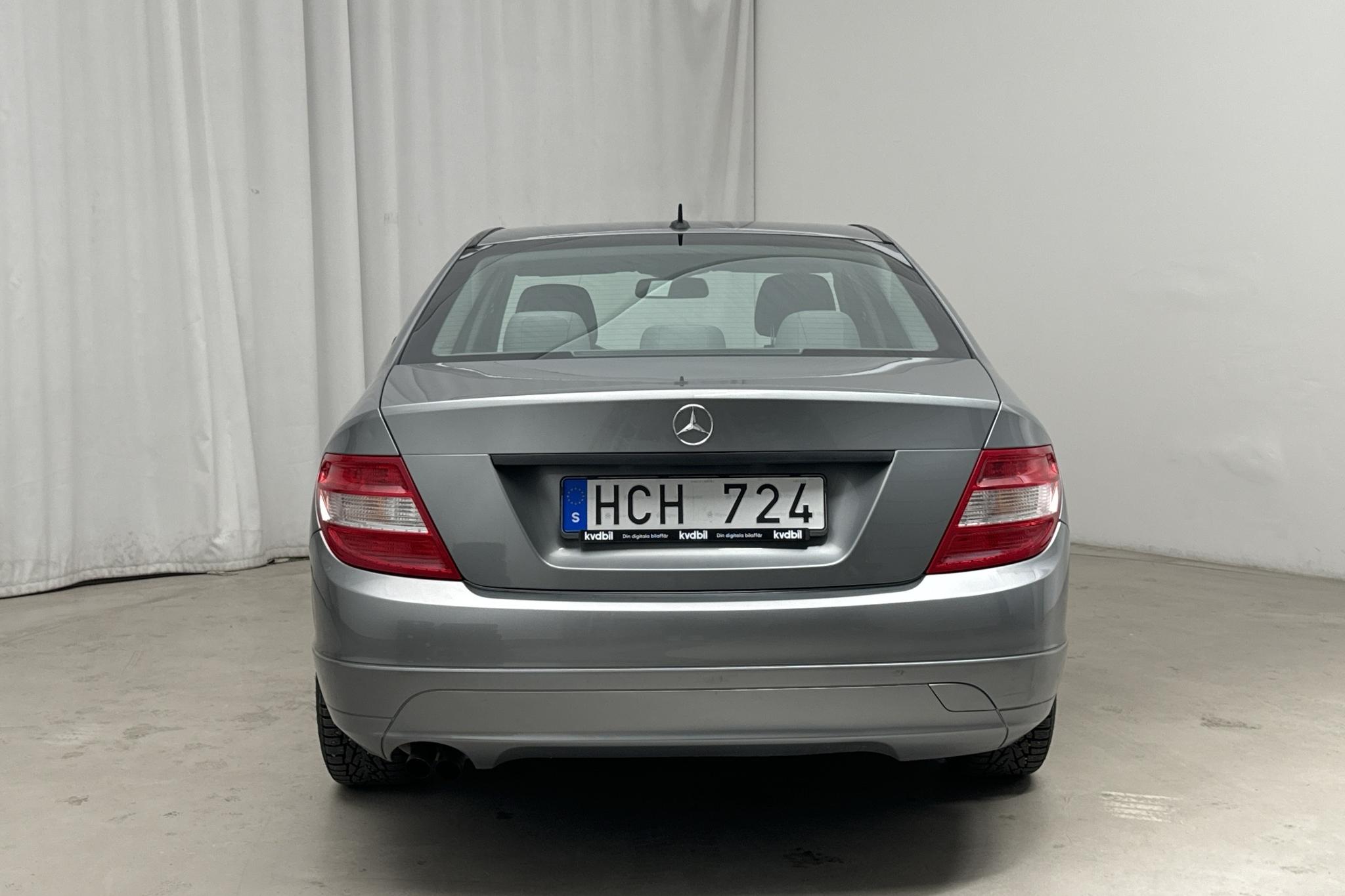 Mercedes C 180 Kompressor W204 (156hk) - 101 270 km - Manual - gray - 2008