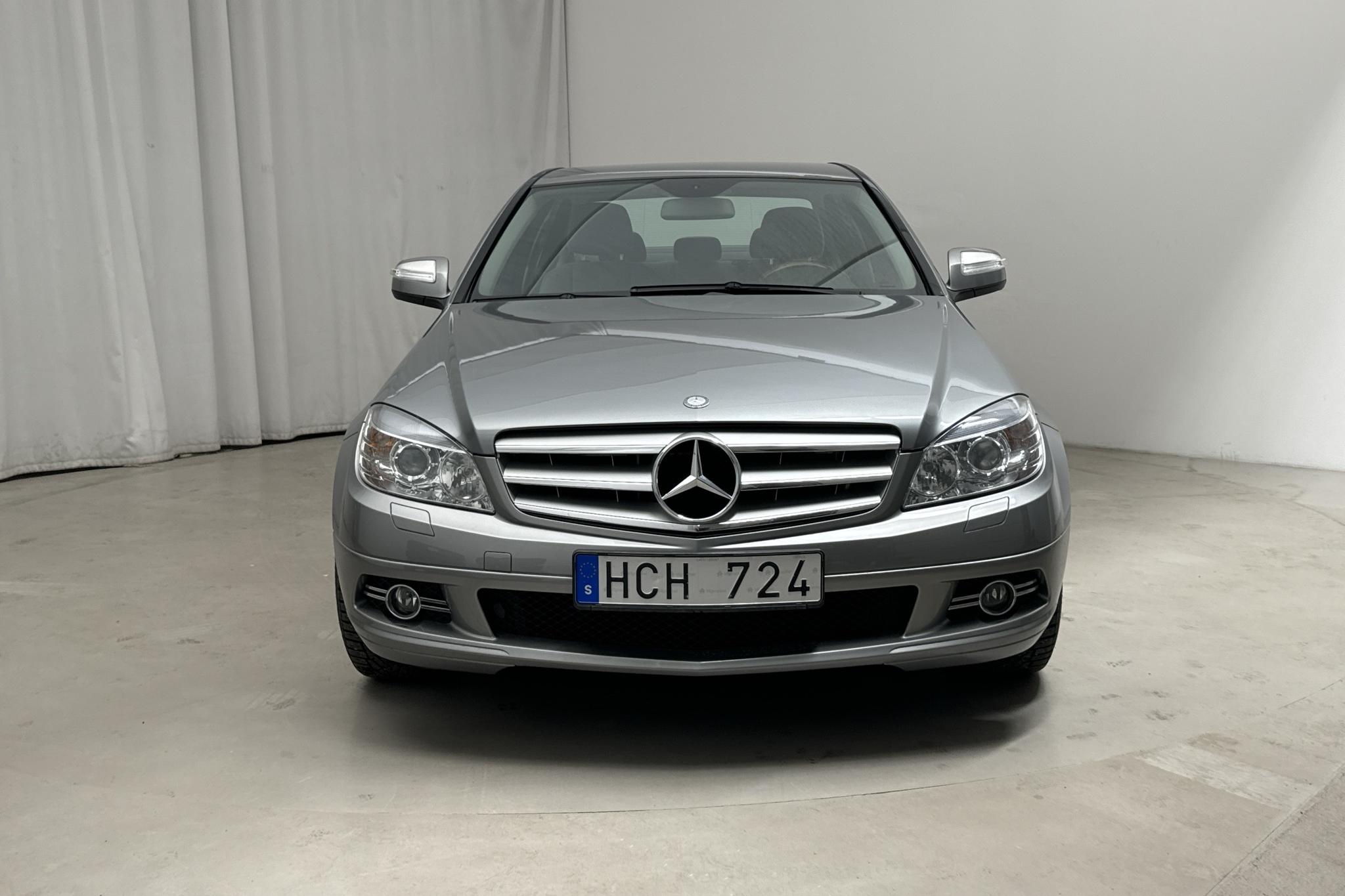 Mercedes C 180 Kompressor W204 (156hk) - 101 270 km - Manual - gray - 2008