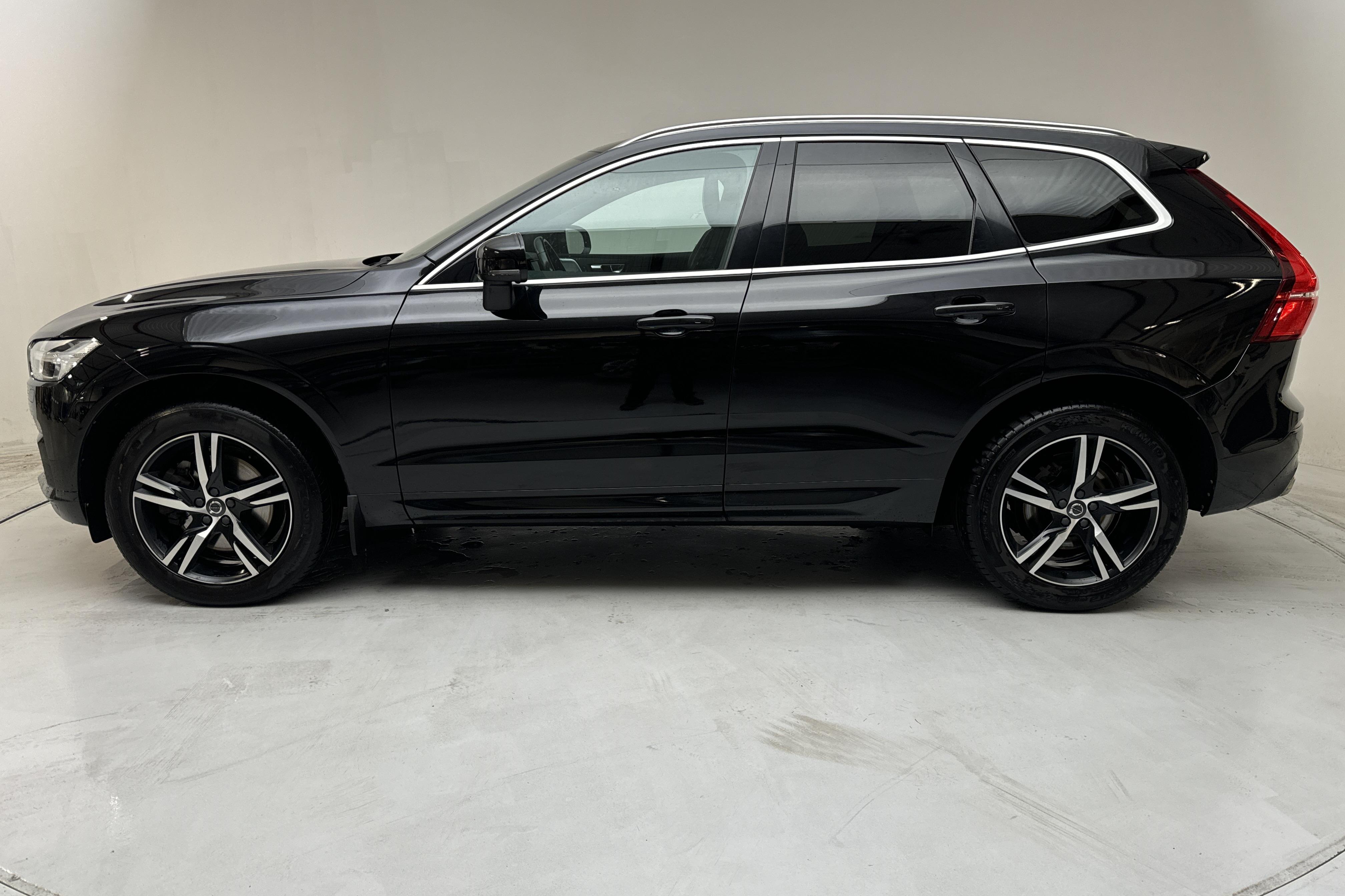 Volvo XC60 T6 AWD (310hk) - 127 170 km - Automatic - black - 2019