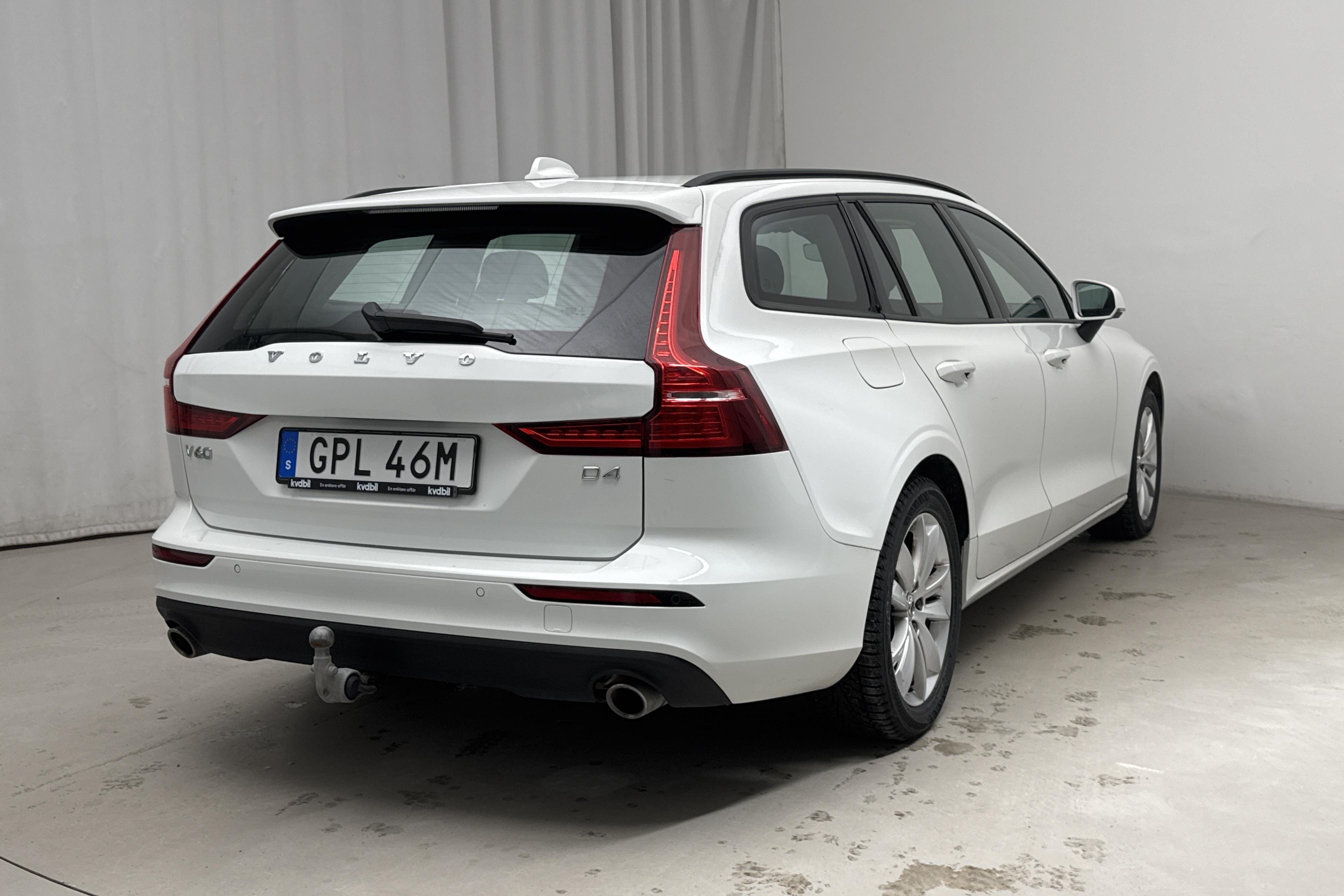 Volvo V60 D4 (190hk) - 141 930 km - Automatic - white - 2020