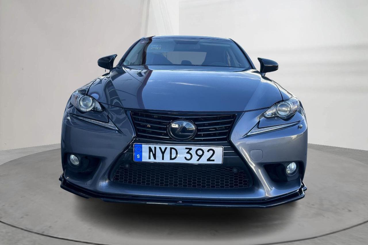 Lexus IS 300h (181hk) - 135 960 km - Automaatne - hall - 2013