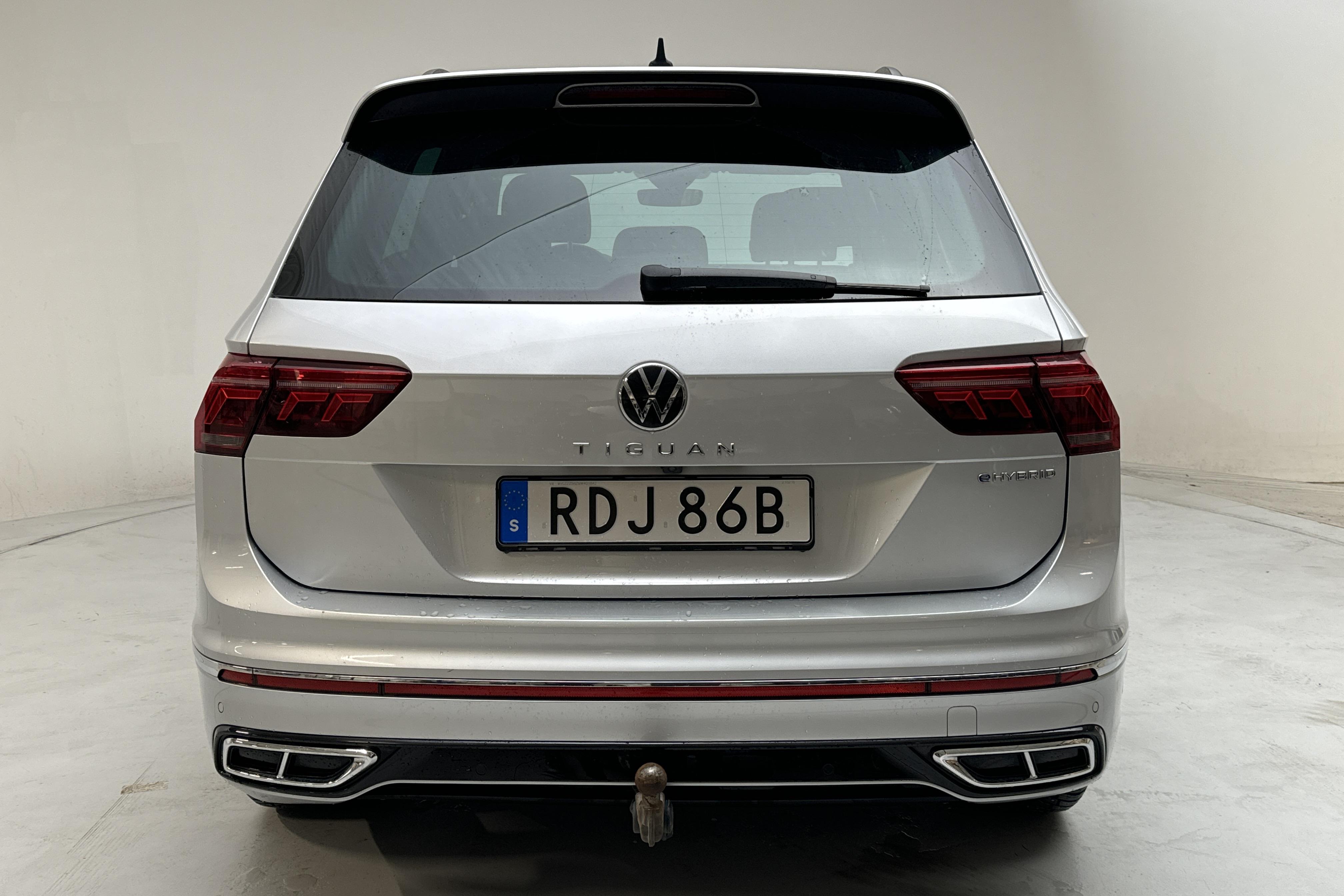 VW Tiguan 1.4 TSI eHybrid (245hk) - 18 152 mil - Automat - silver - 2021