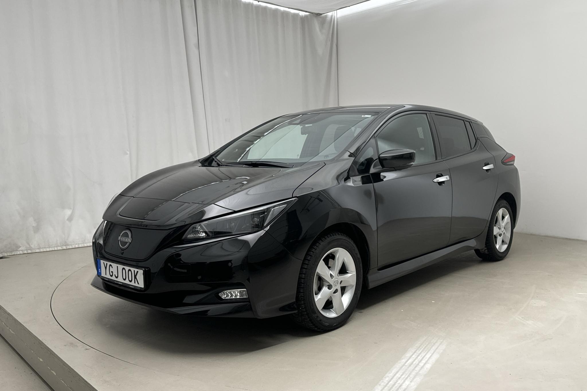 Nissan LEAF 5dr 39 kWh (150hk) - 19 560 km - Automatic - black - 2022