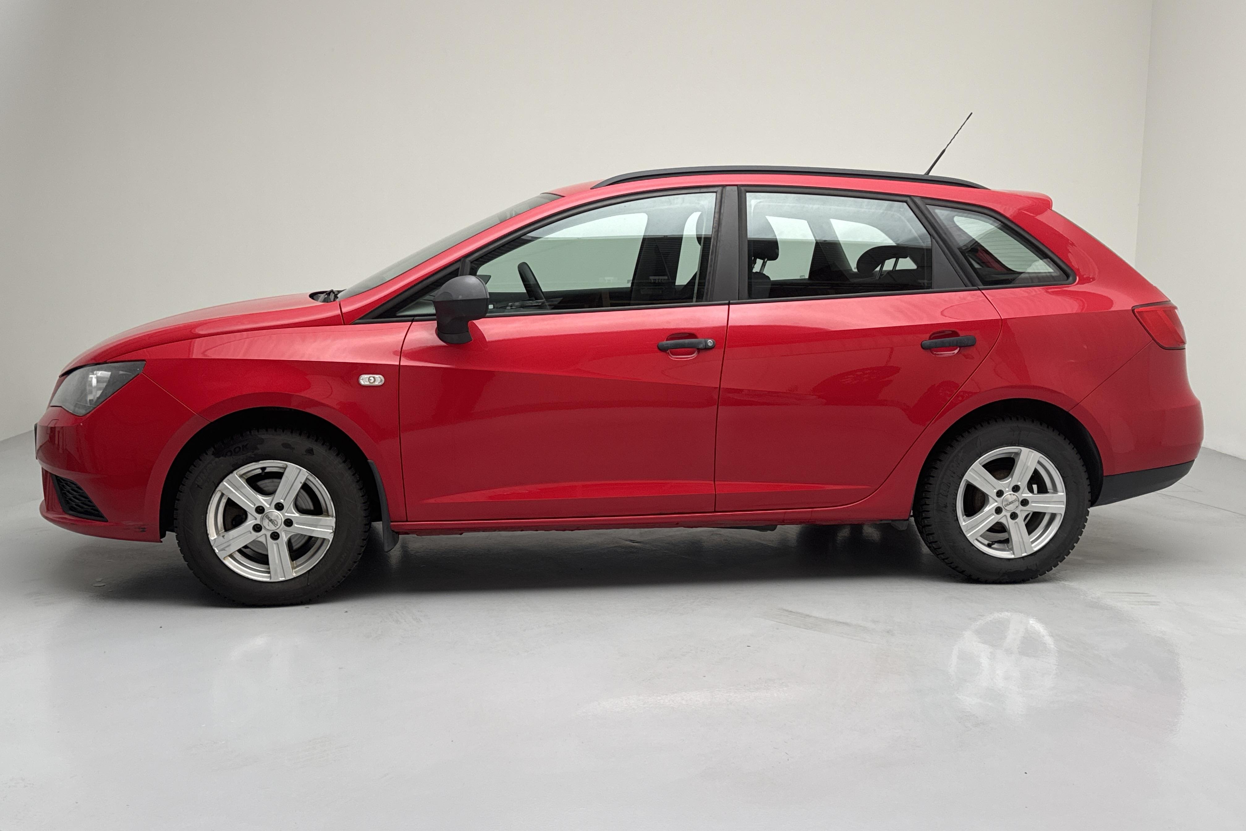 Seat Ibiza 1.2 TSI ST (70hk) - 101 520 km - Manual - red - 2013