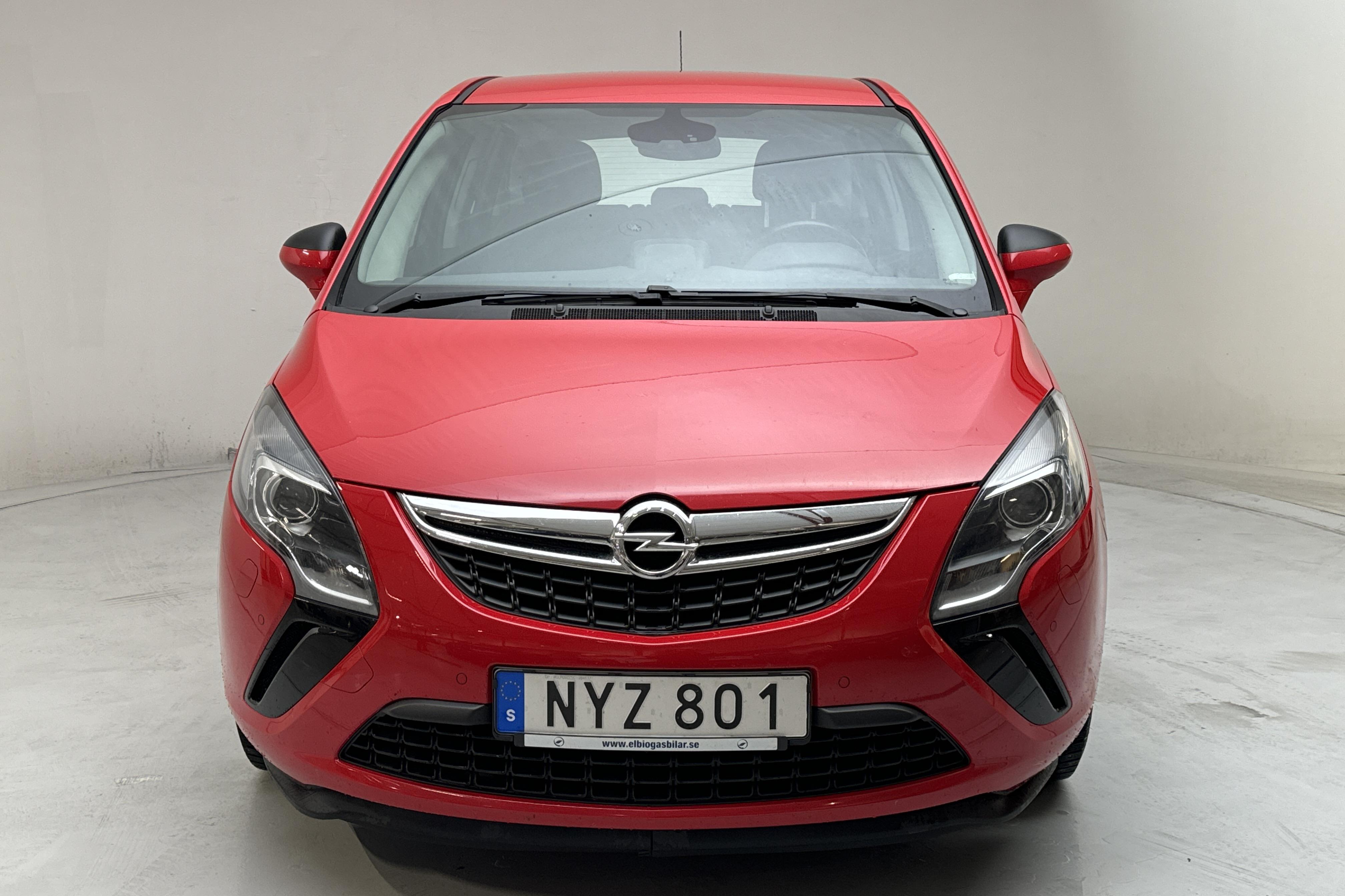 Opel Zafira 1.6 CNG ecoFLEX (150hk) - 97 070 km - Manual - red - 2016