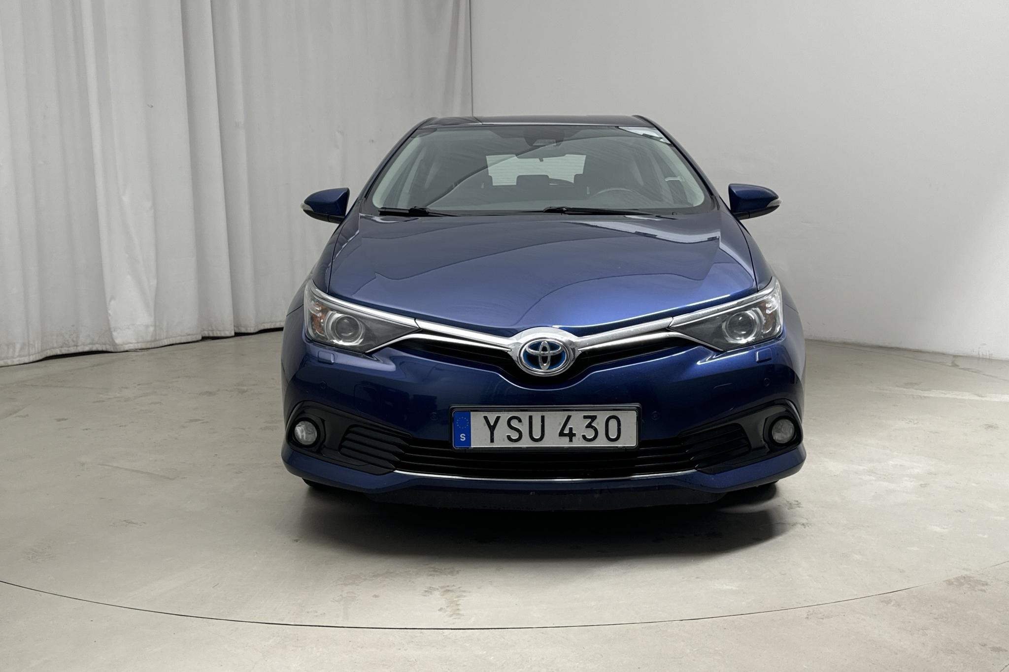 Toyota Auris 1.8 HSD 5dr (99hk) - 13 843 mil - Automat - Dark Blue - 2017